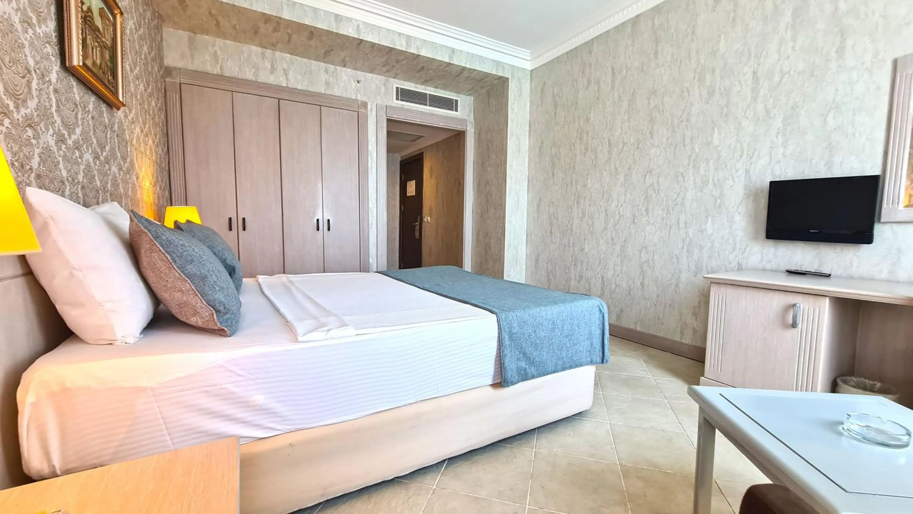 Photo of the whole room in X Life Hotel Sarıgerme 15 - Adult Hotel