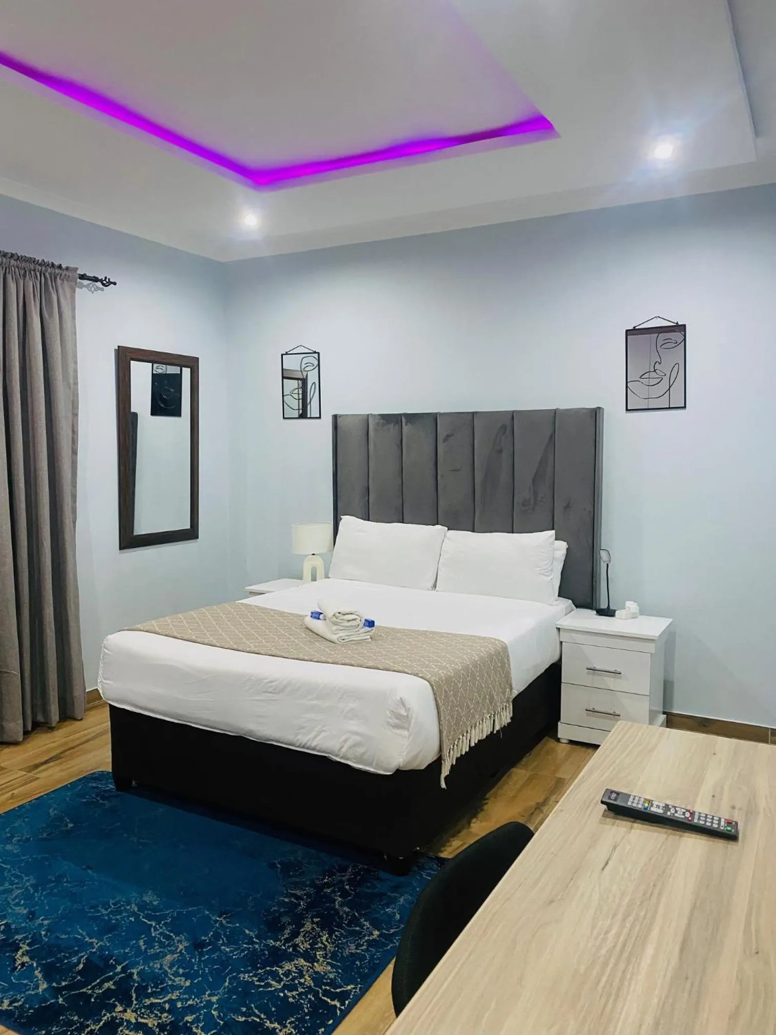 Bed in Airport Imperial Guest House