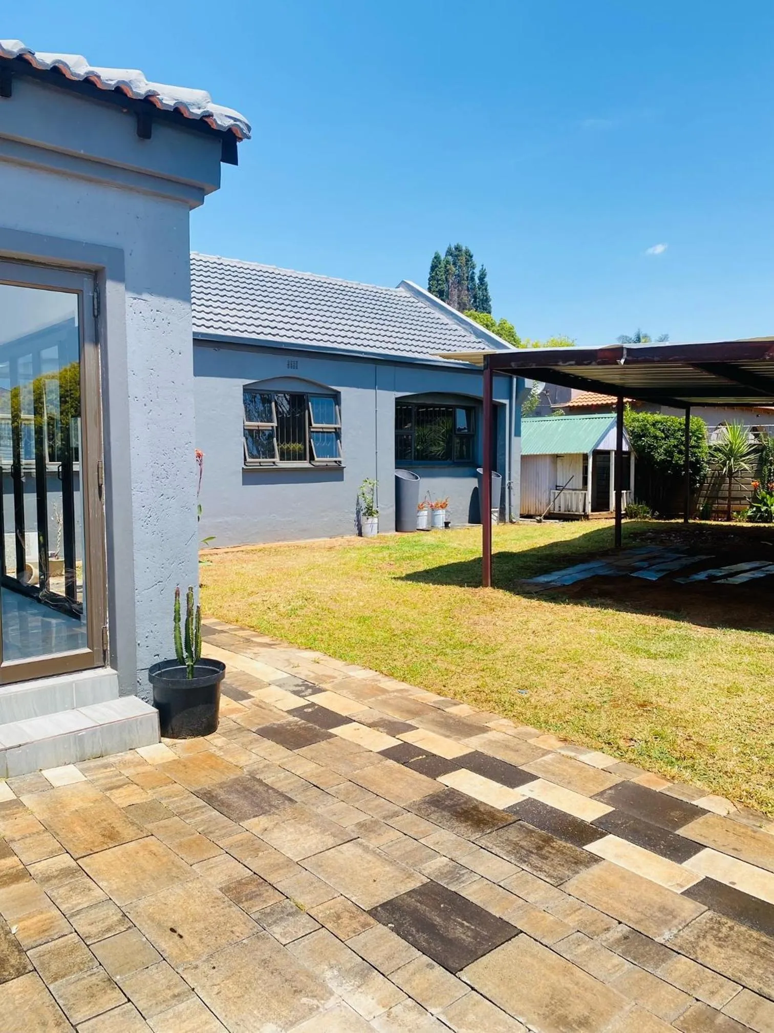 Property building in Airport Imperial Guest House