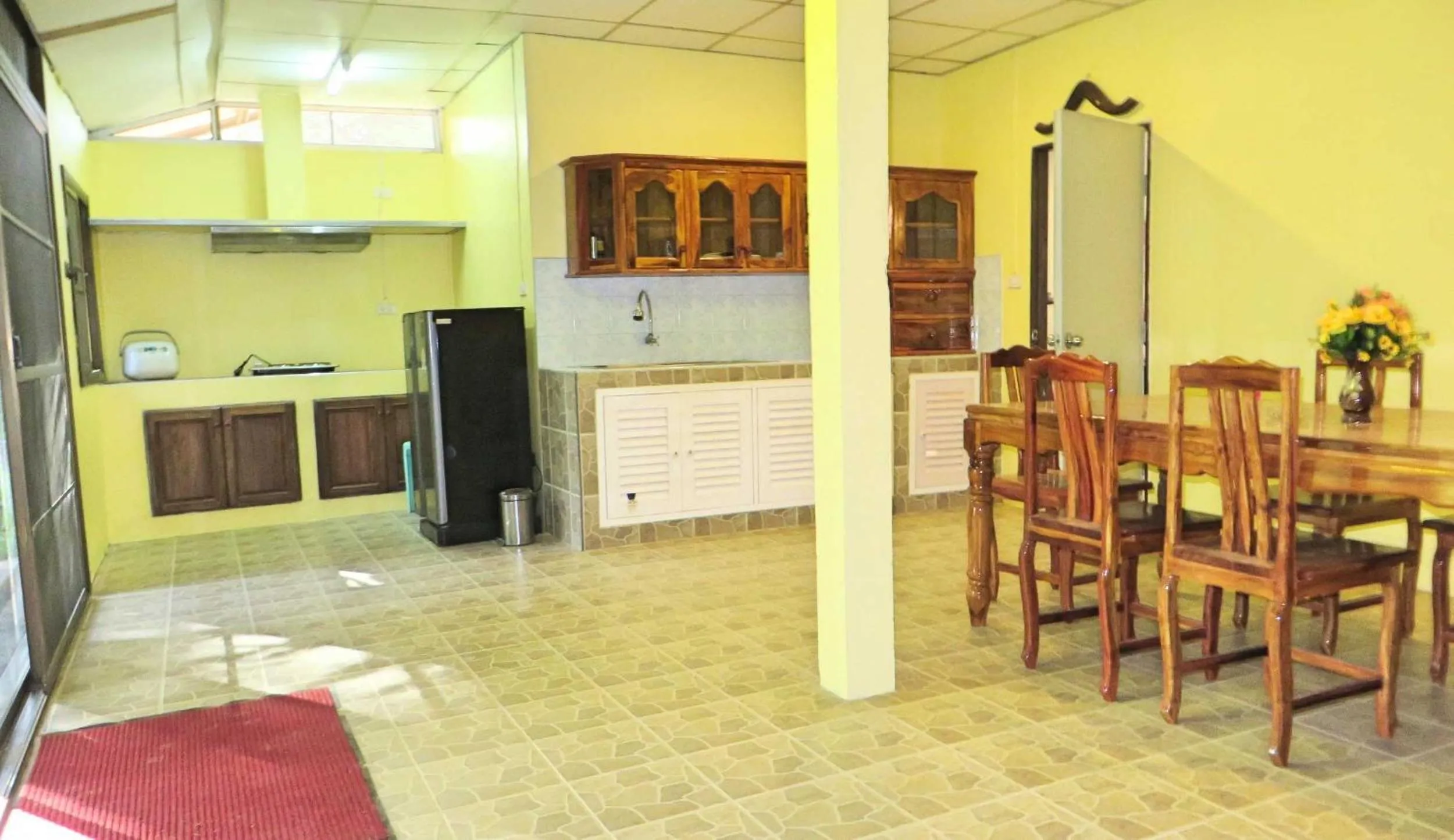 Kitchen or kitchenette in Isaan Perazim Park