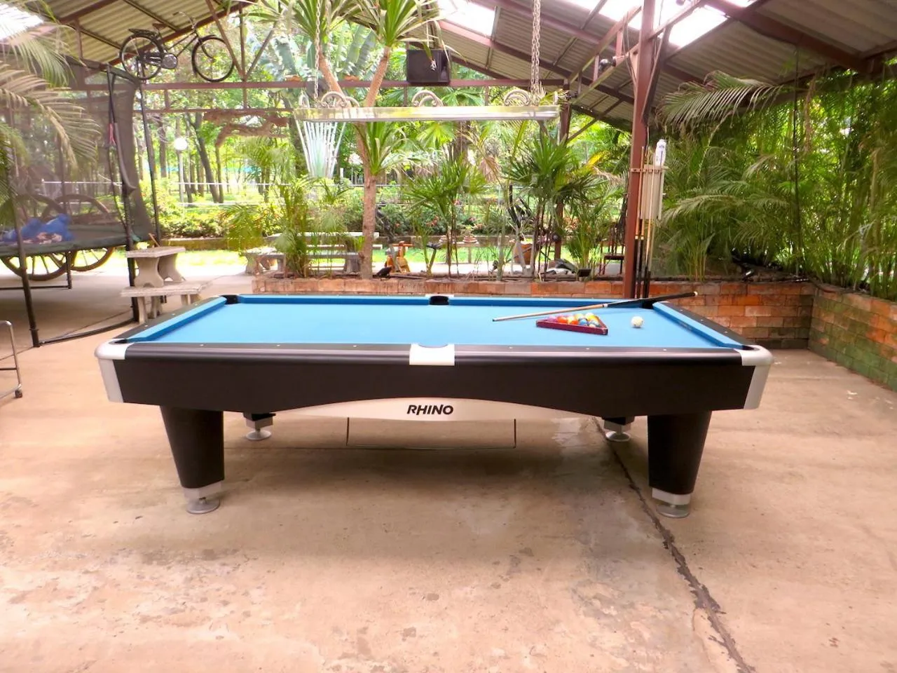 Billiard in Isaan Perazim Park