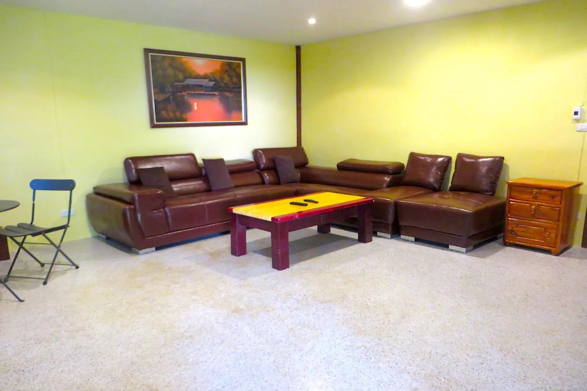 Living room in Isaan Perazim Park