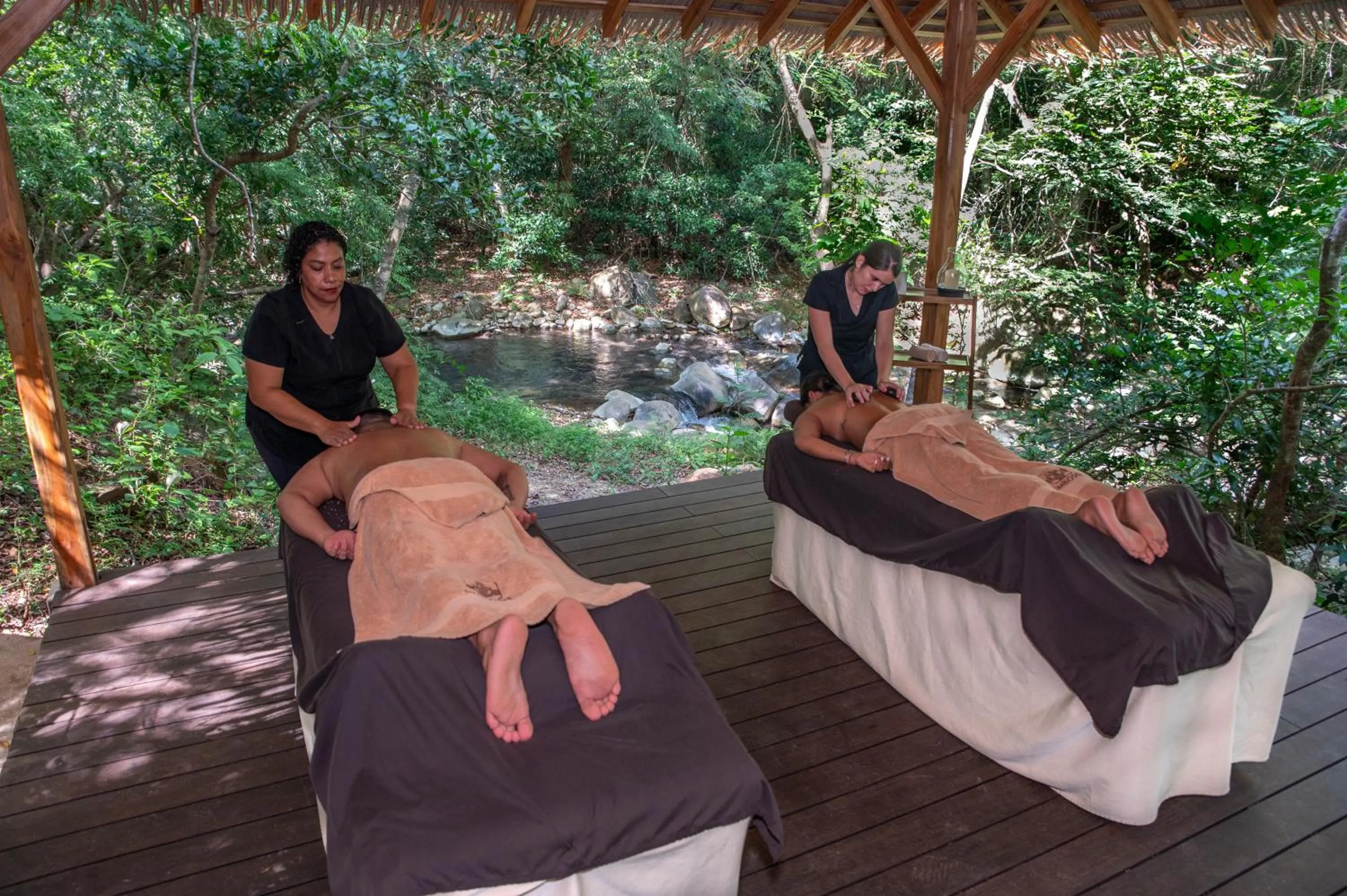 Spa and wellness centre/facilities in Hacienda Guachipelin Volcano Ranch Hotel & Hot Springs