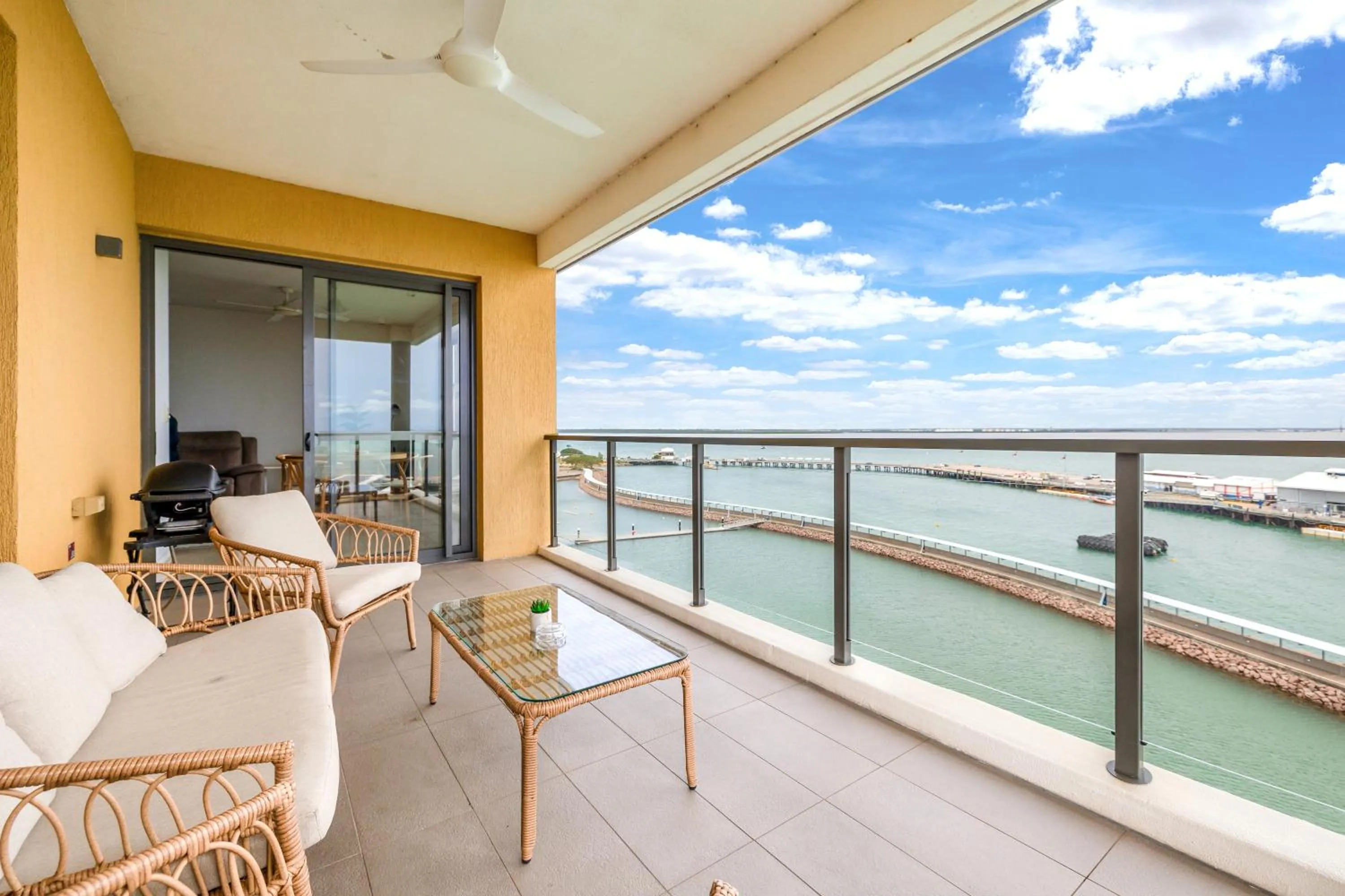Balcony/Terrace in Darwin Waterfront Short Stay Apartments