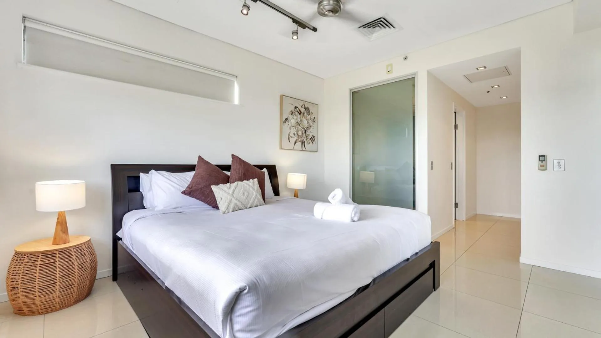Bedroom, Bed in Darwin Waterfront Short Stay Apartments