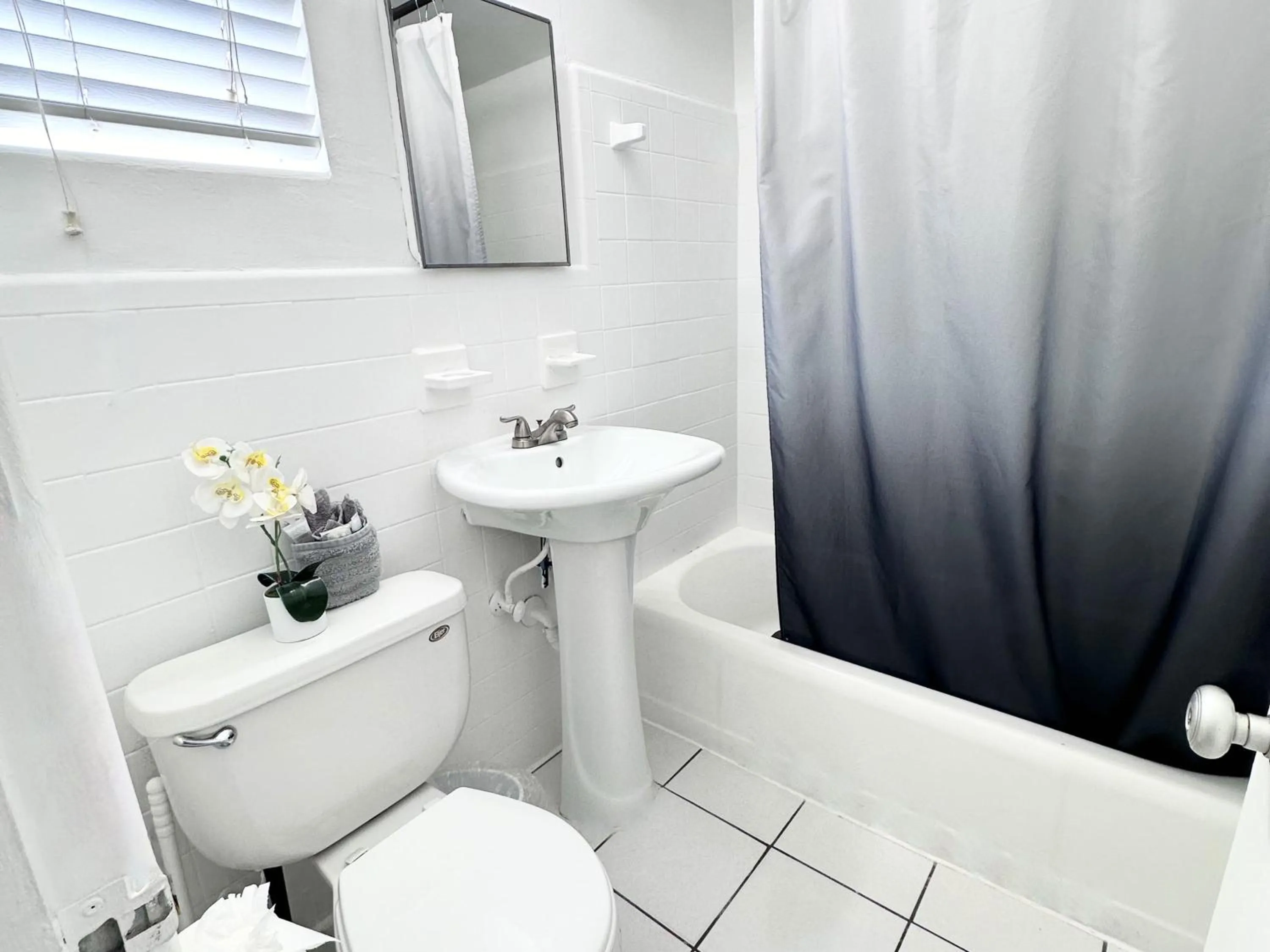 Shower in Southwinds Inn by The Gold Nests