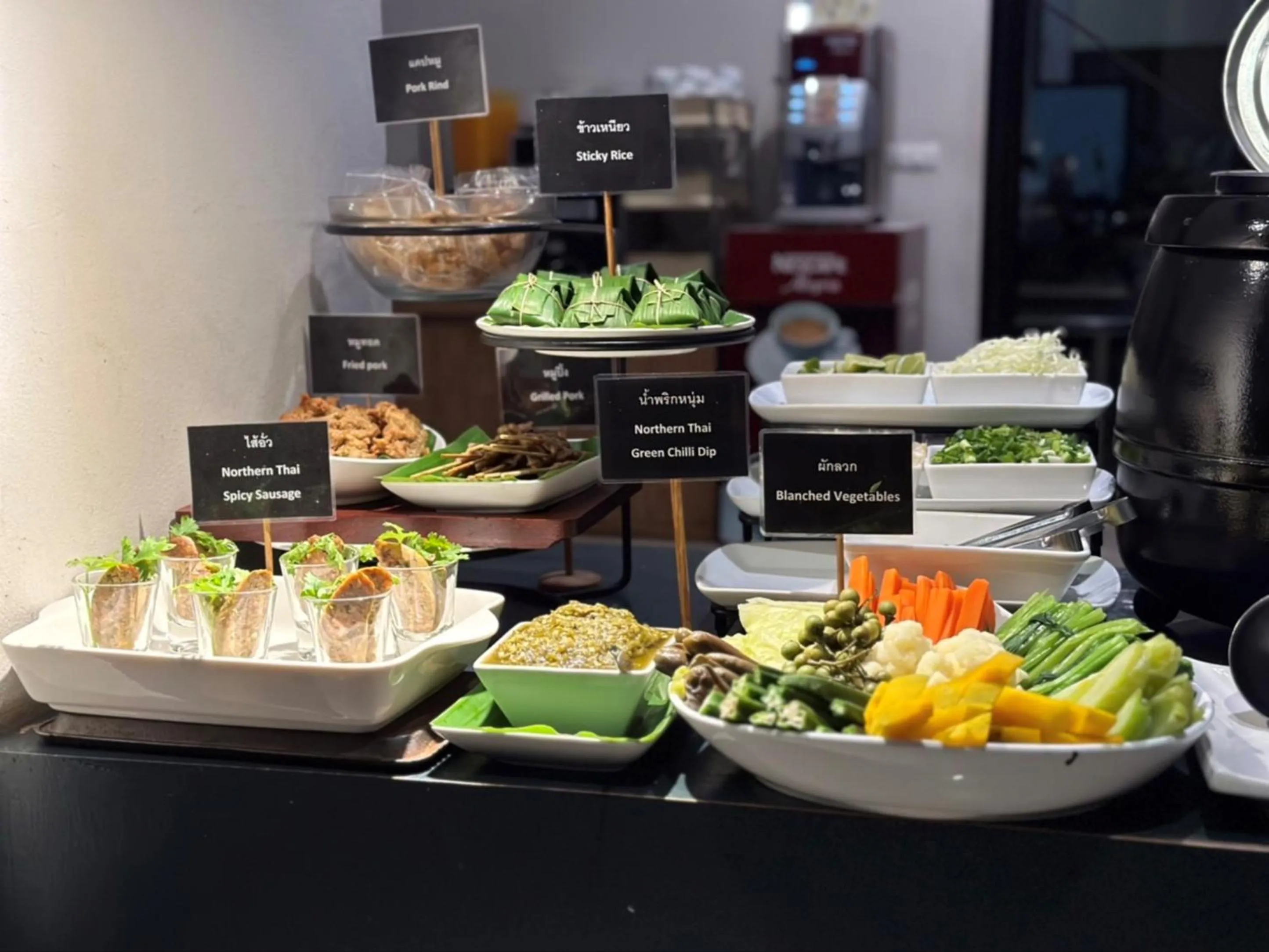 Restaurant/places to eat in Hug Nimman Hotel