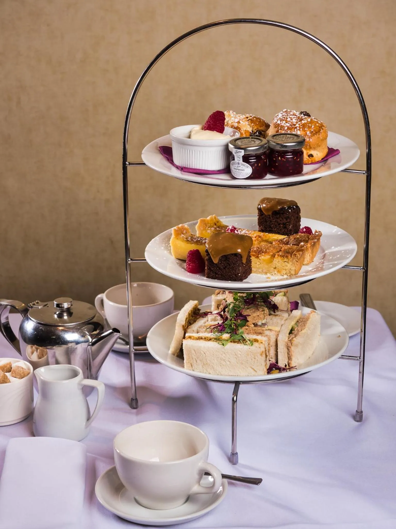 Food in Oaks Hotel and Leisure Club