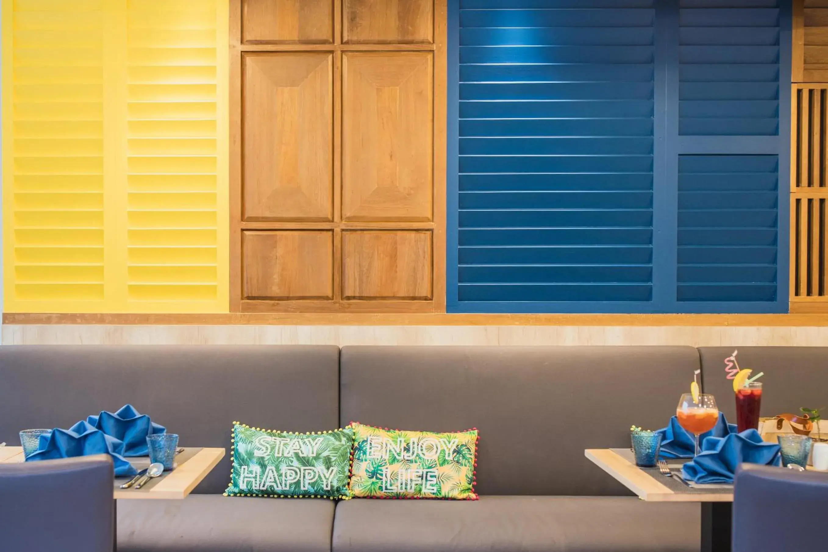 Restaurant/places to eat in Golden Tulip Pattaya Beachfront Resort Restaurant/places to eat in Golden Tulip Pattaya Beachfront Resort