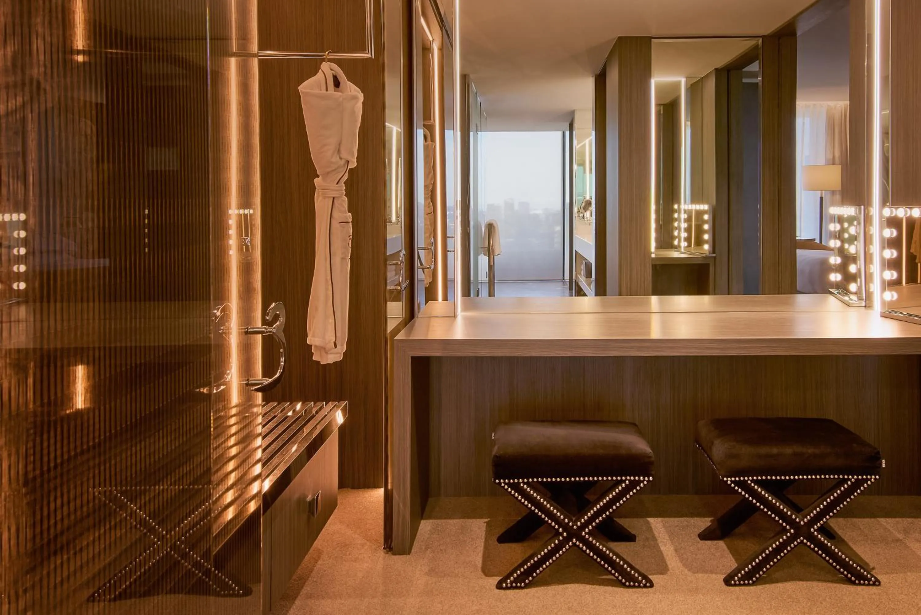 wardrobe in Emporium Hotel South Bank