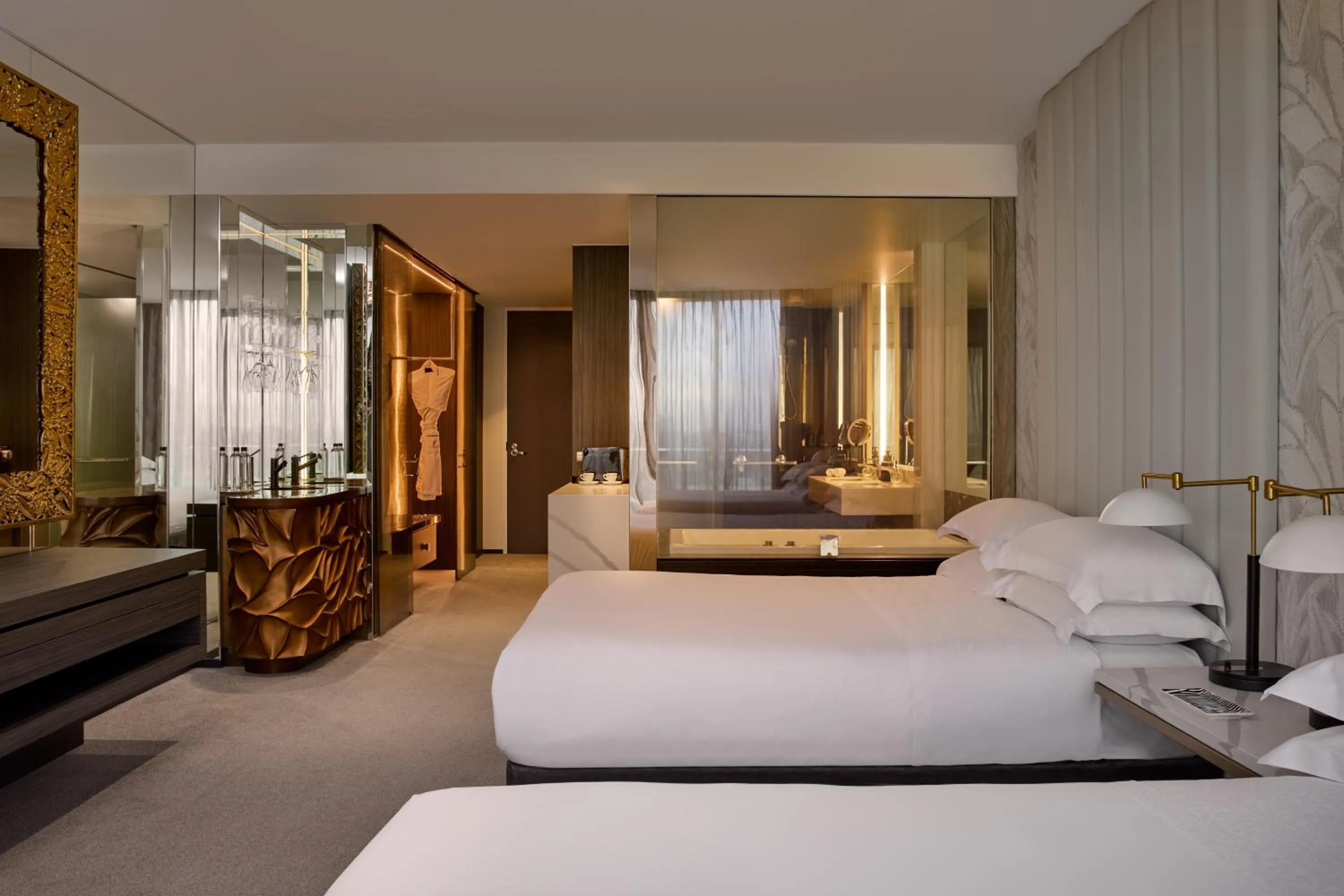 Bed in Emporium Hotel South Bank