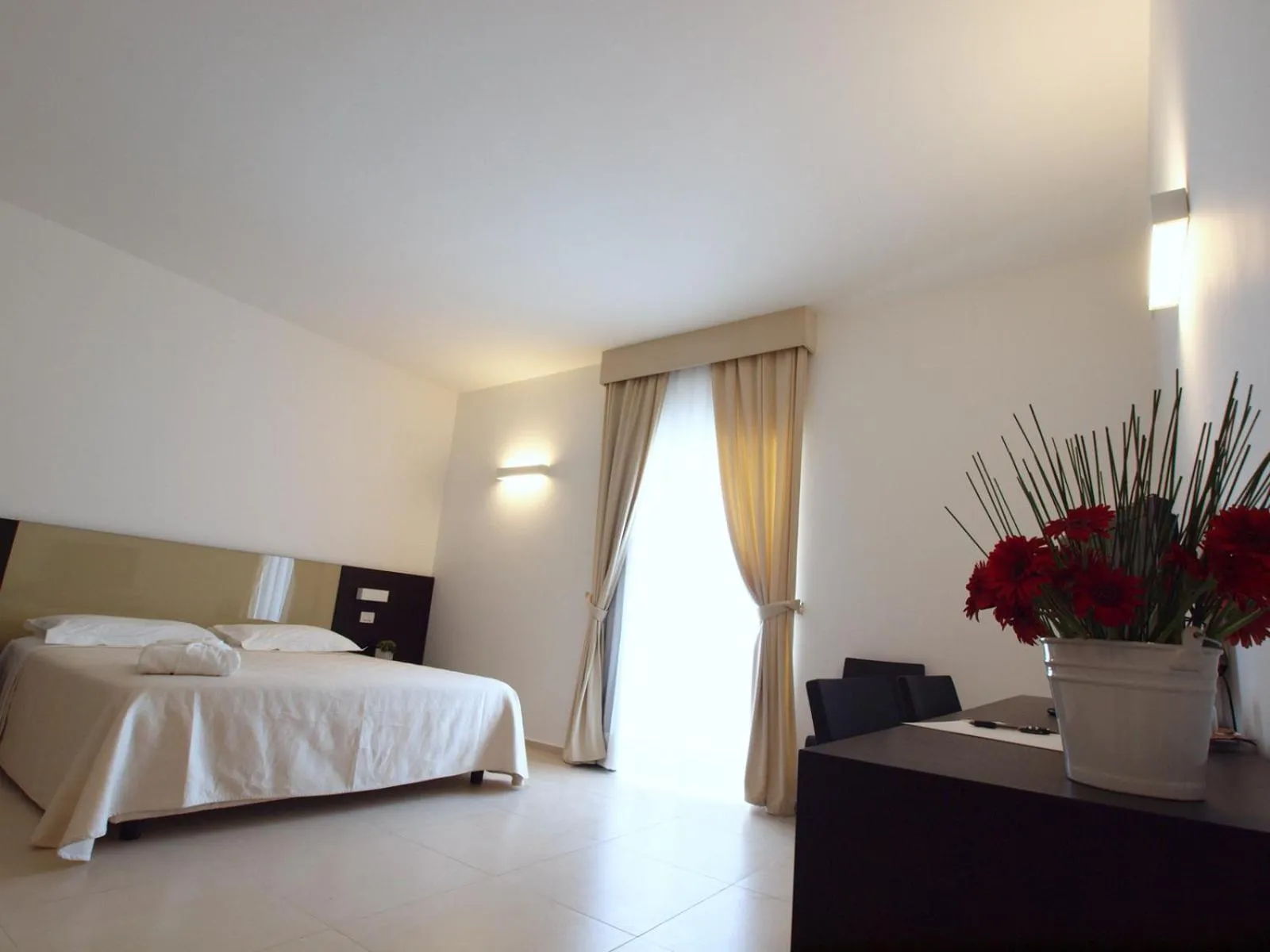 Day, Bed in Hotel Villa San Bartolo