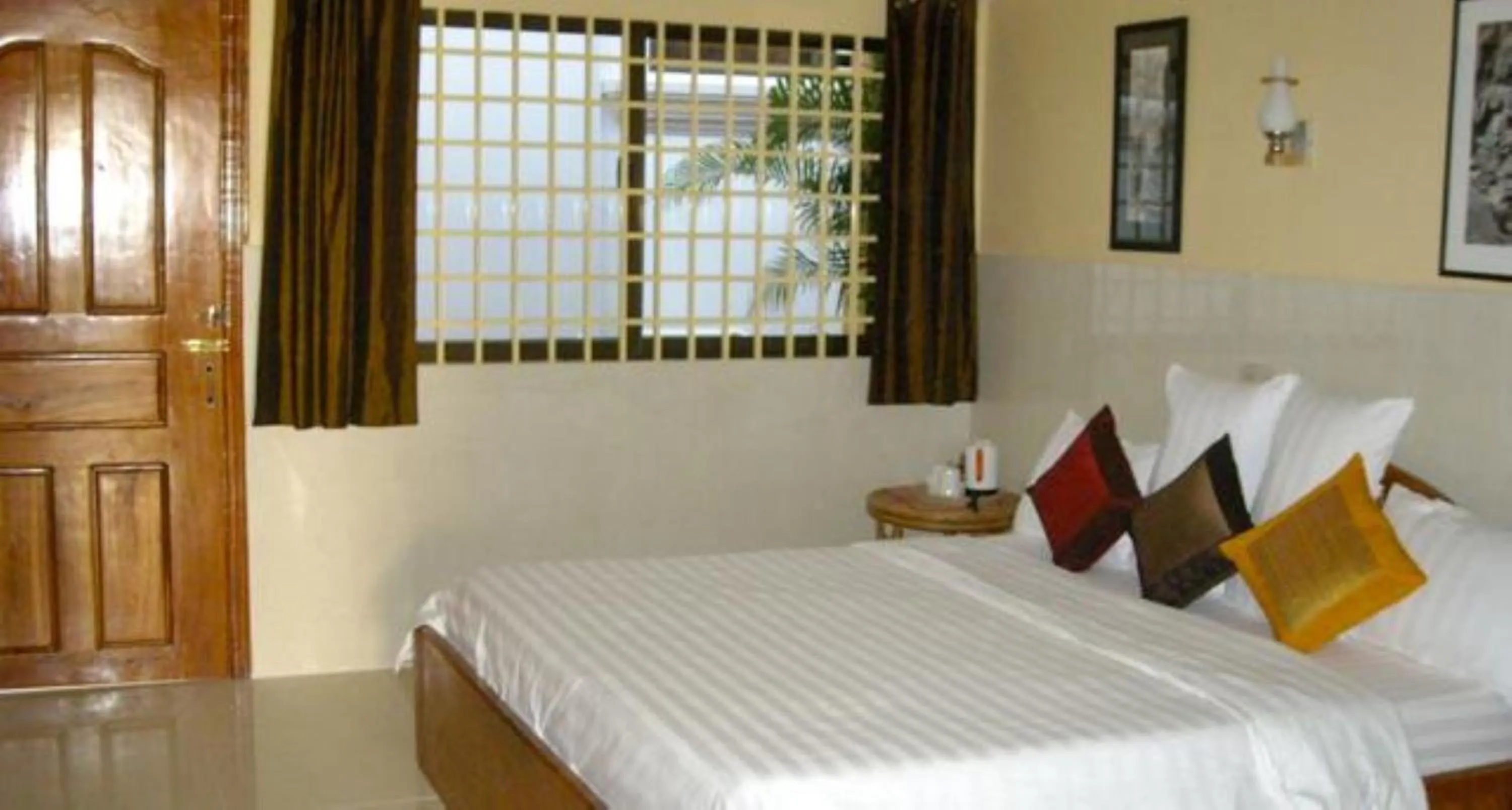 Bed in Seven Candles Guesthouse