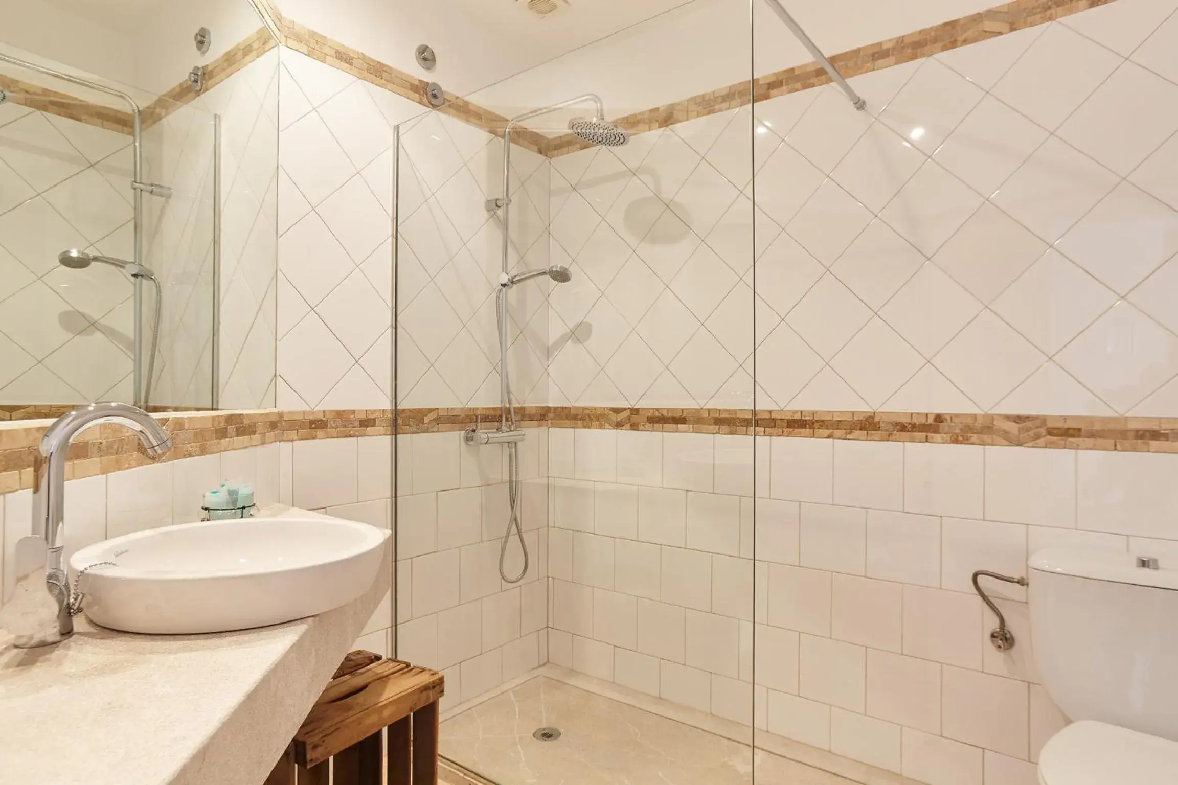 Studio (1 Adult) - single occupancy in Apartamentos Castaví Studio (1 Adult) - single occupancy in Apartamentos Castaví