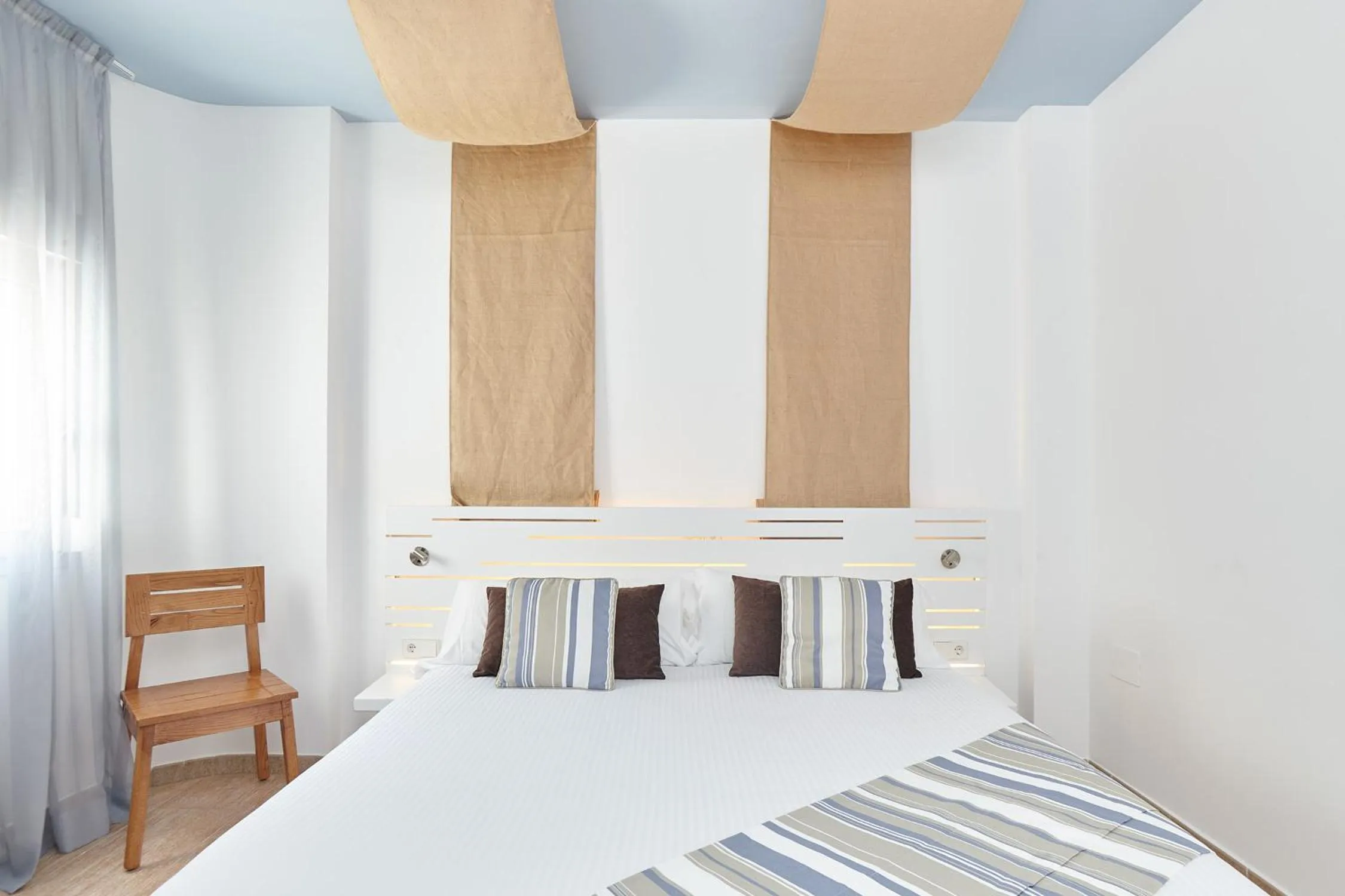 Bed in Apartamentos Castaví