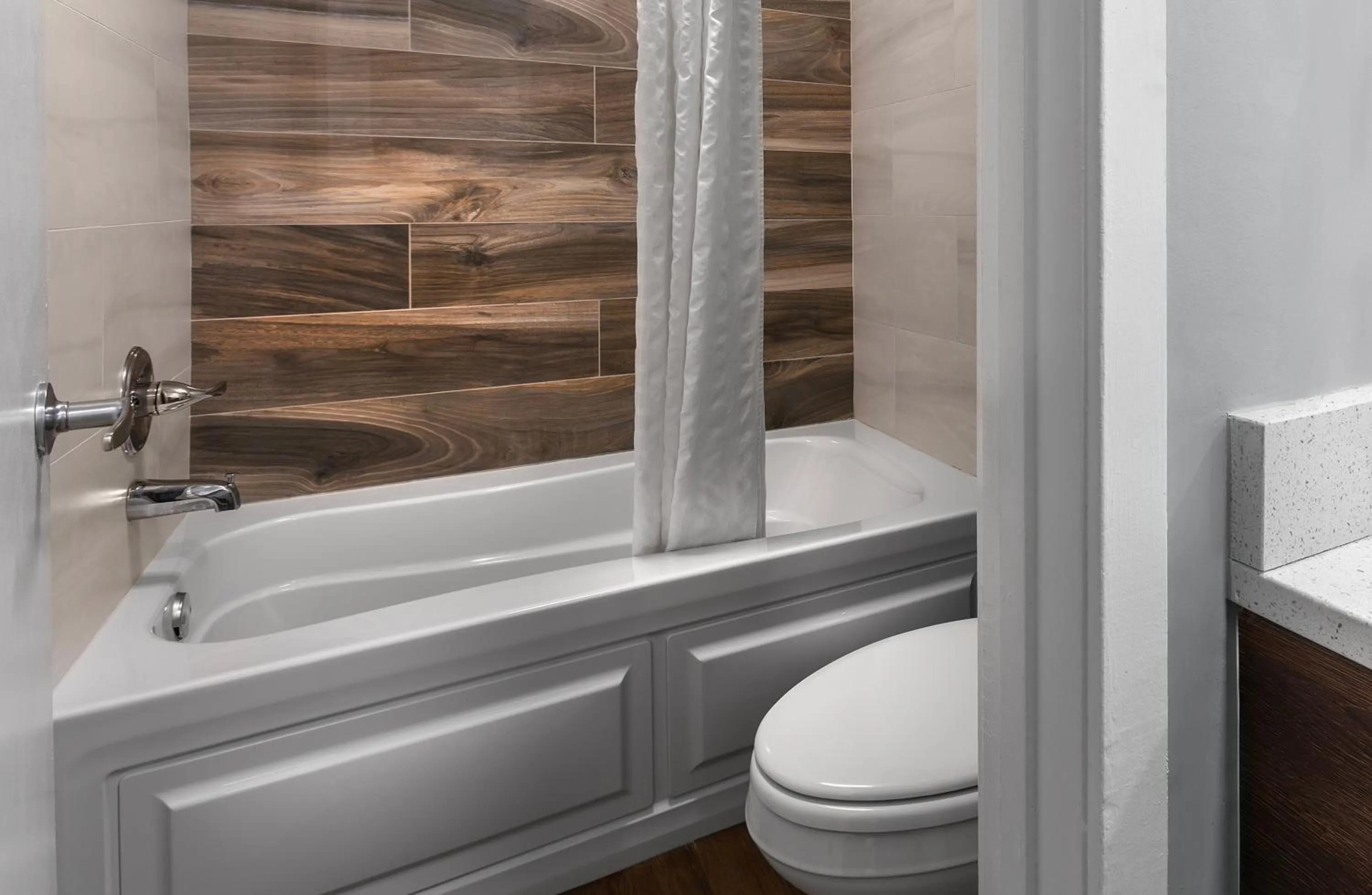 Bath in Crown Reef Beach Resort and Waterpark