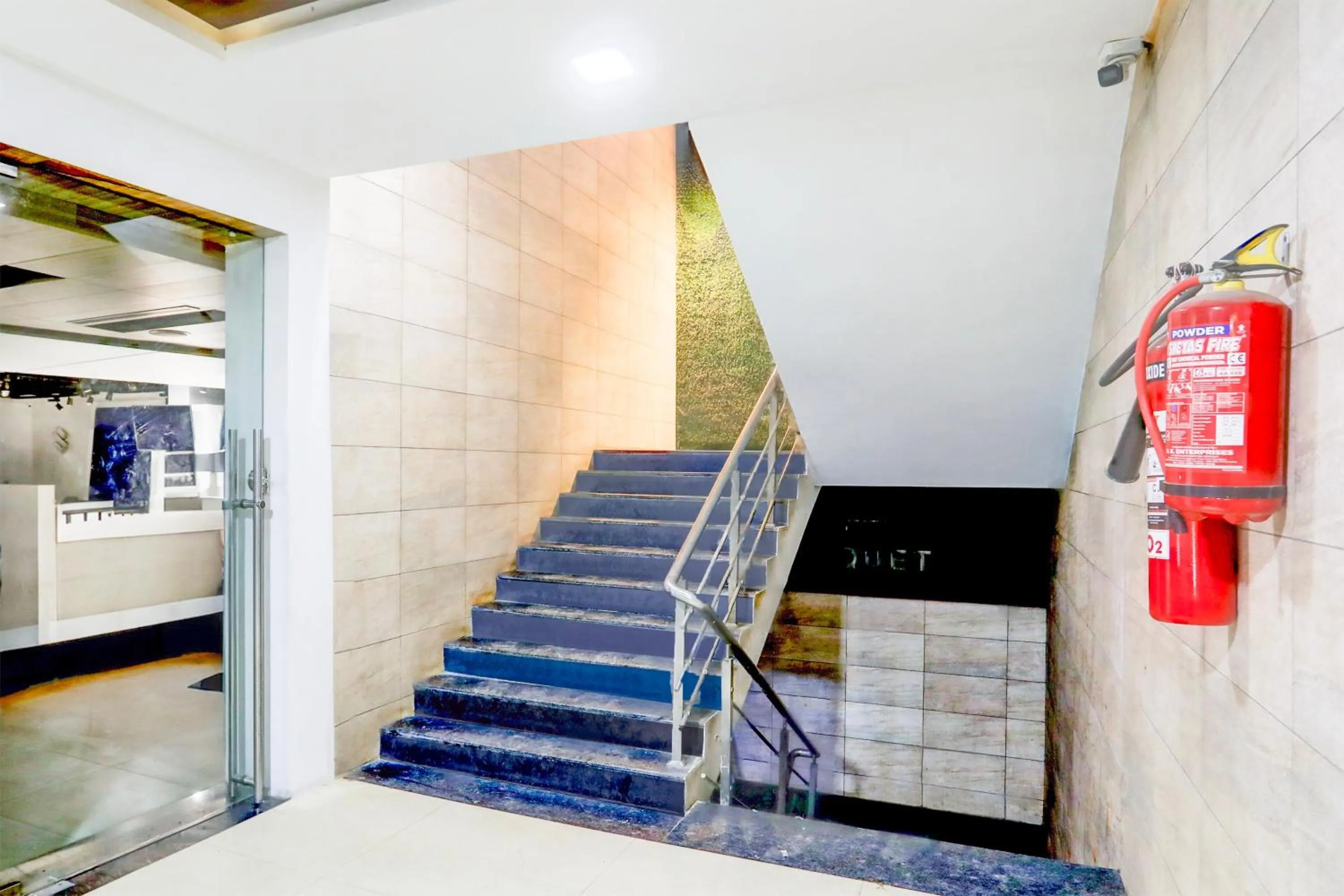 Facade/entrance in Super Townhouse Prahladnagar