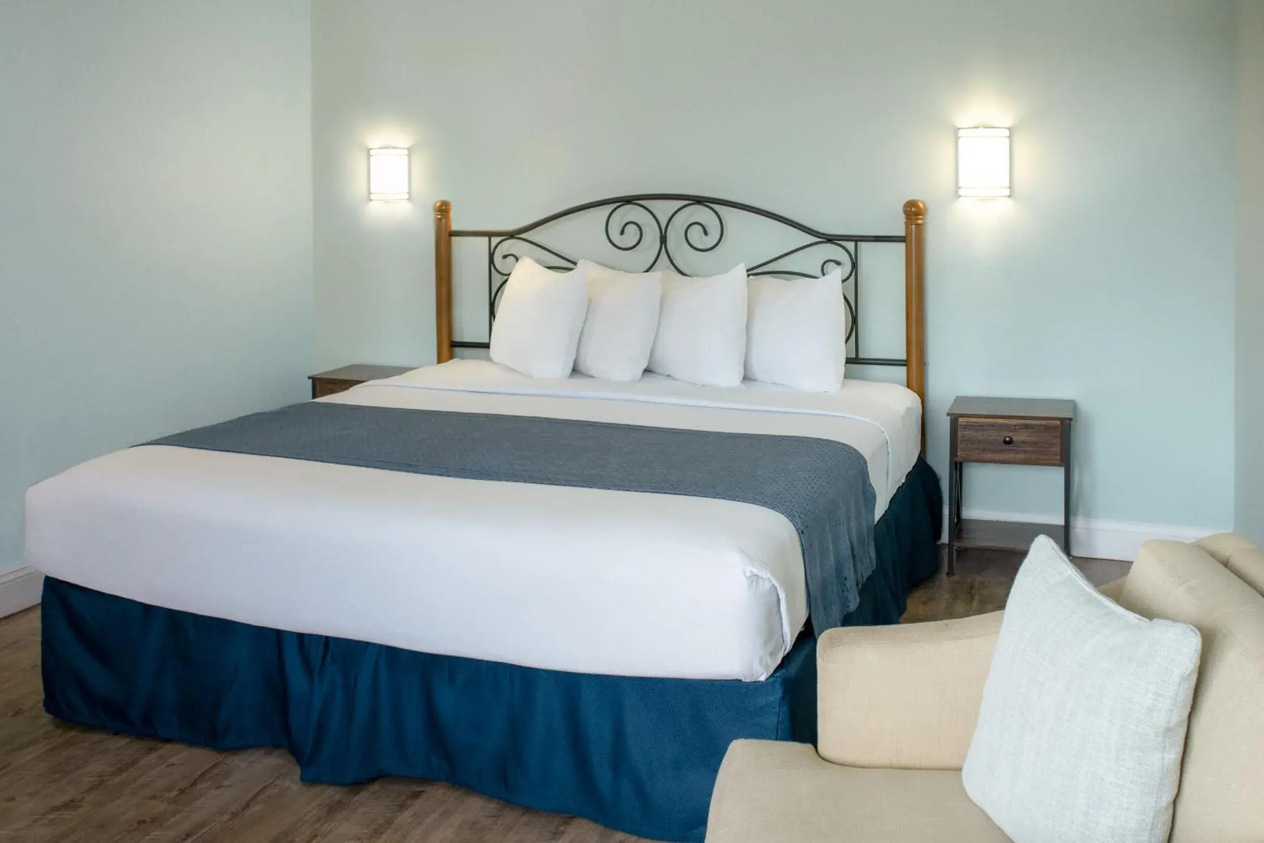 Bedroom, Bed in The Beachview Inn Clearwater Beach Bedroom, Bed in The Beachview Inn Clearwater Beach