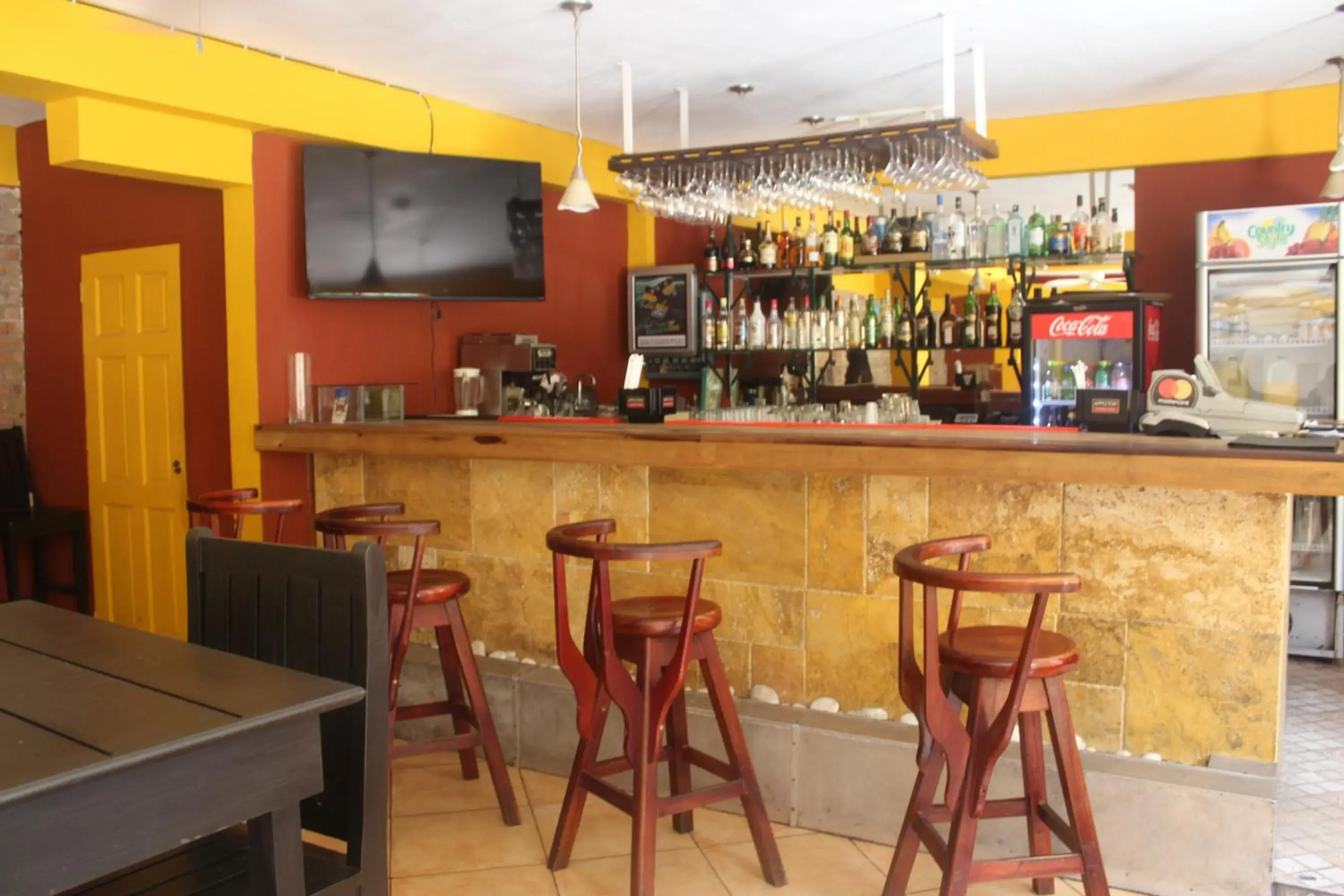 Restaurant/places to eat in Altamont West Hotel Restaurant/places to eat in Altamont West Hotel