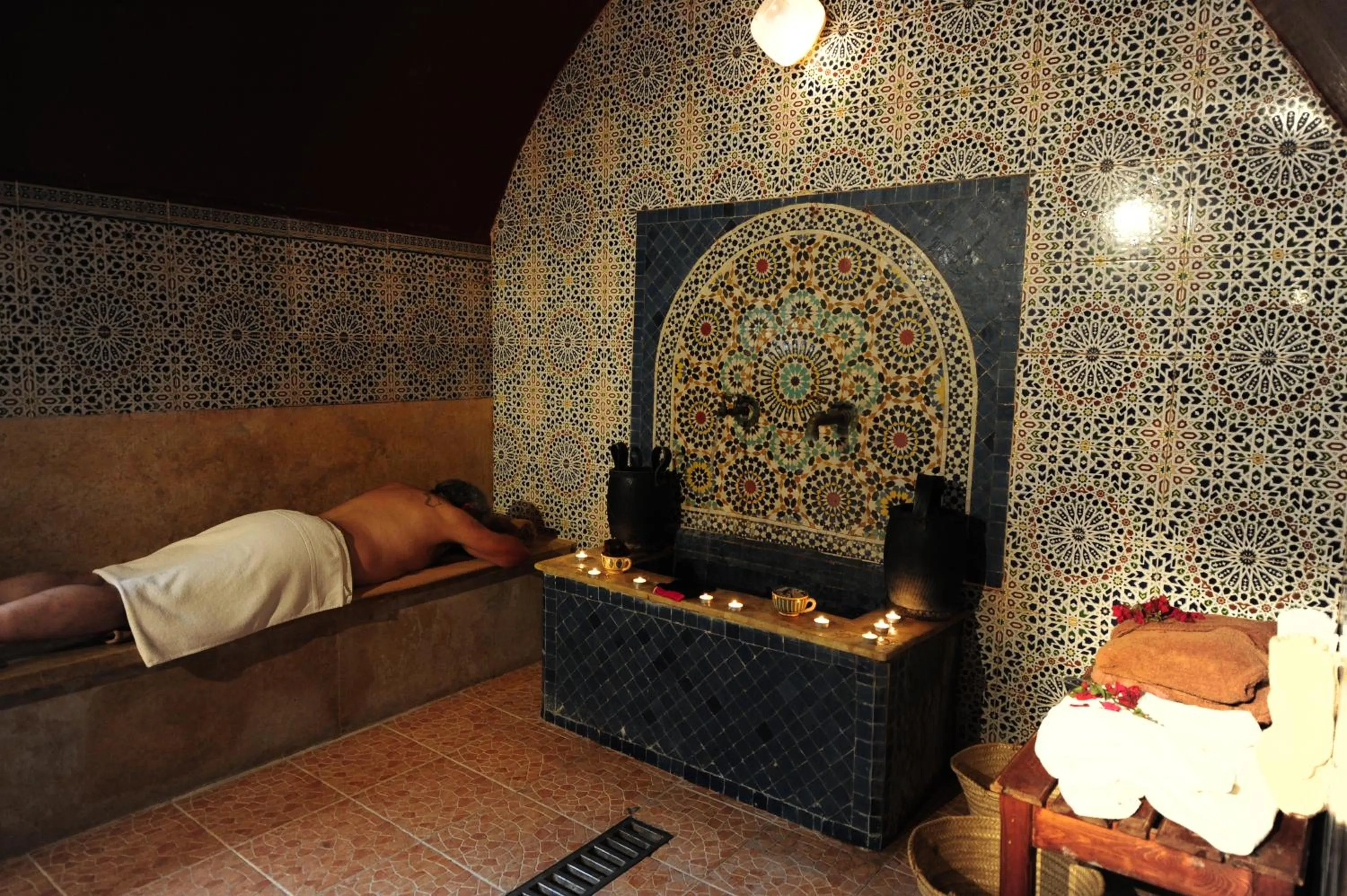 Spa and wellness centre/facilities in Kasbah Hotel Tombouctou