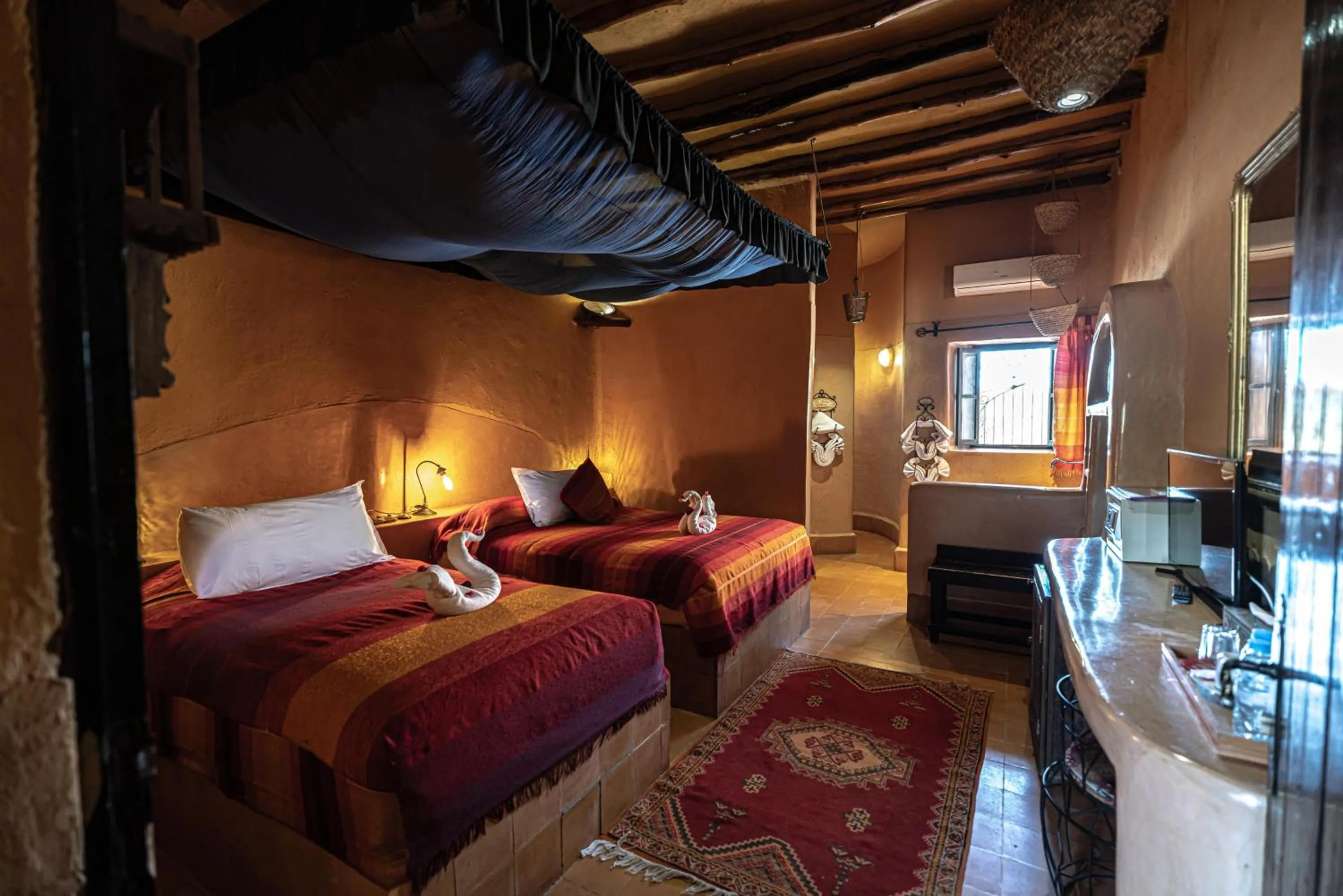 Bed in Kasbah Hotel Tombouctou