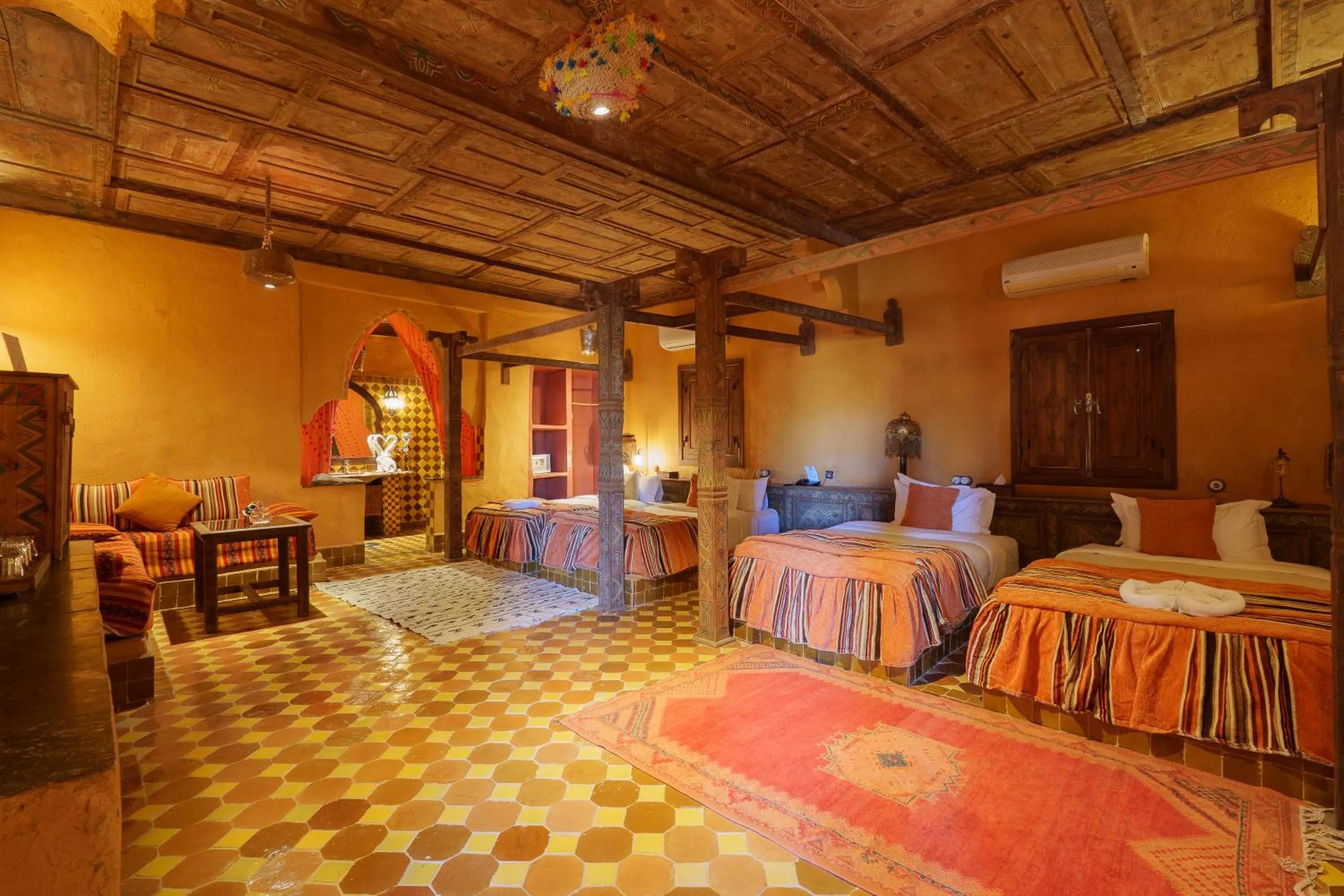 Standard Quadruple Room in Kasbah Hotel Xaluca Arfoud