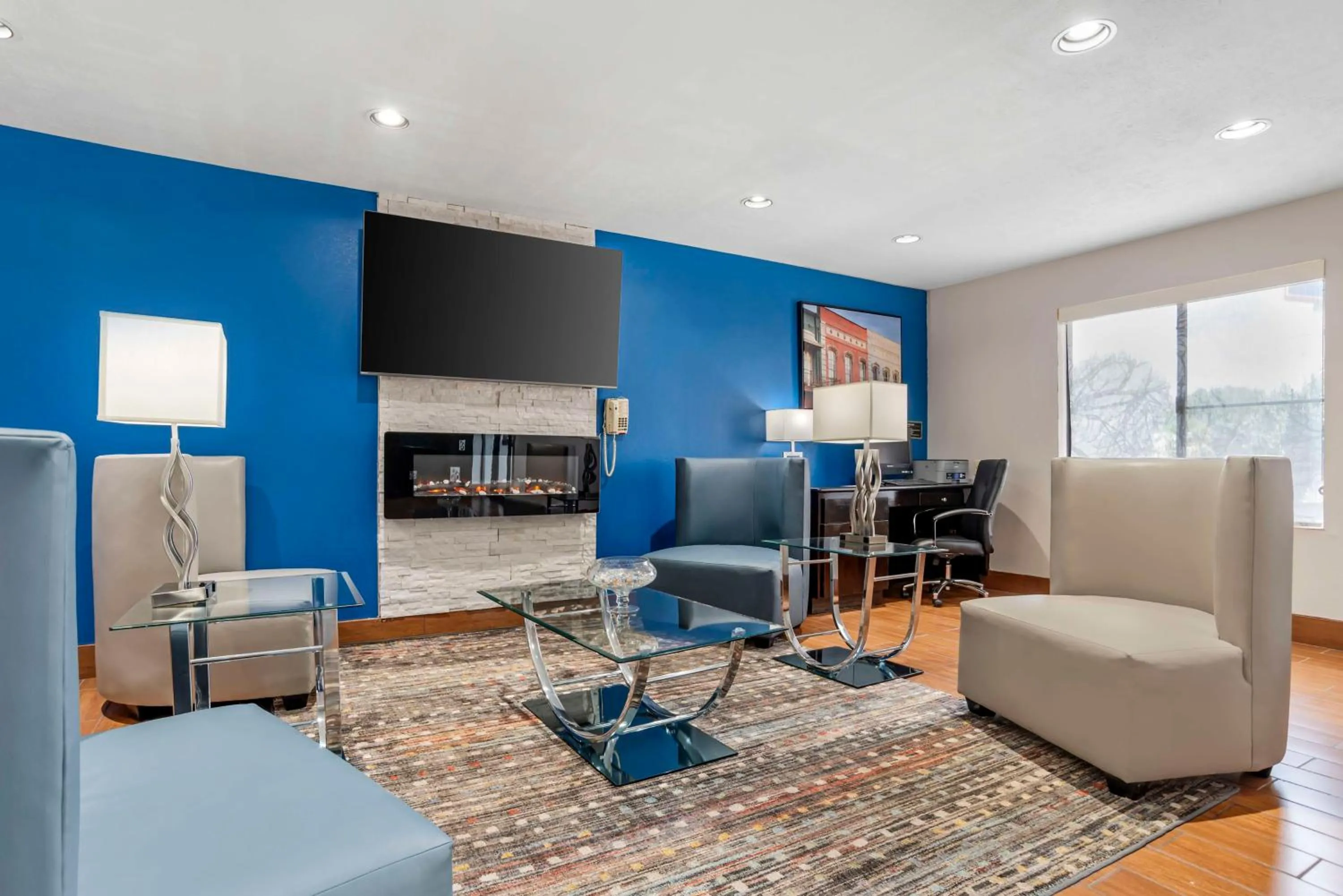 Lobby or reception in Best Western Canton Inn