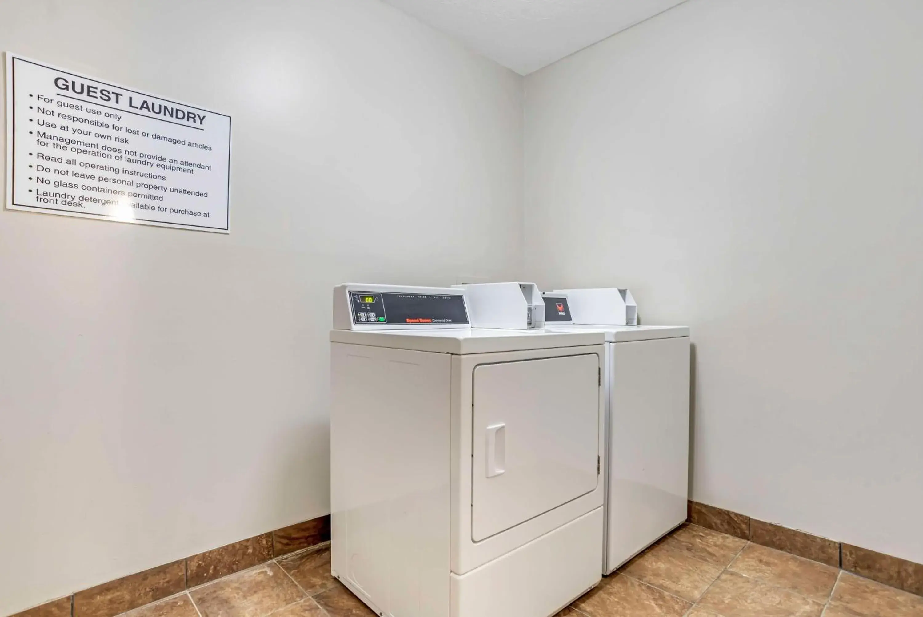 Property building in Best Western Canton Inn Property building in Best Western Canton Inn