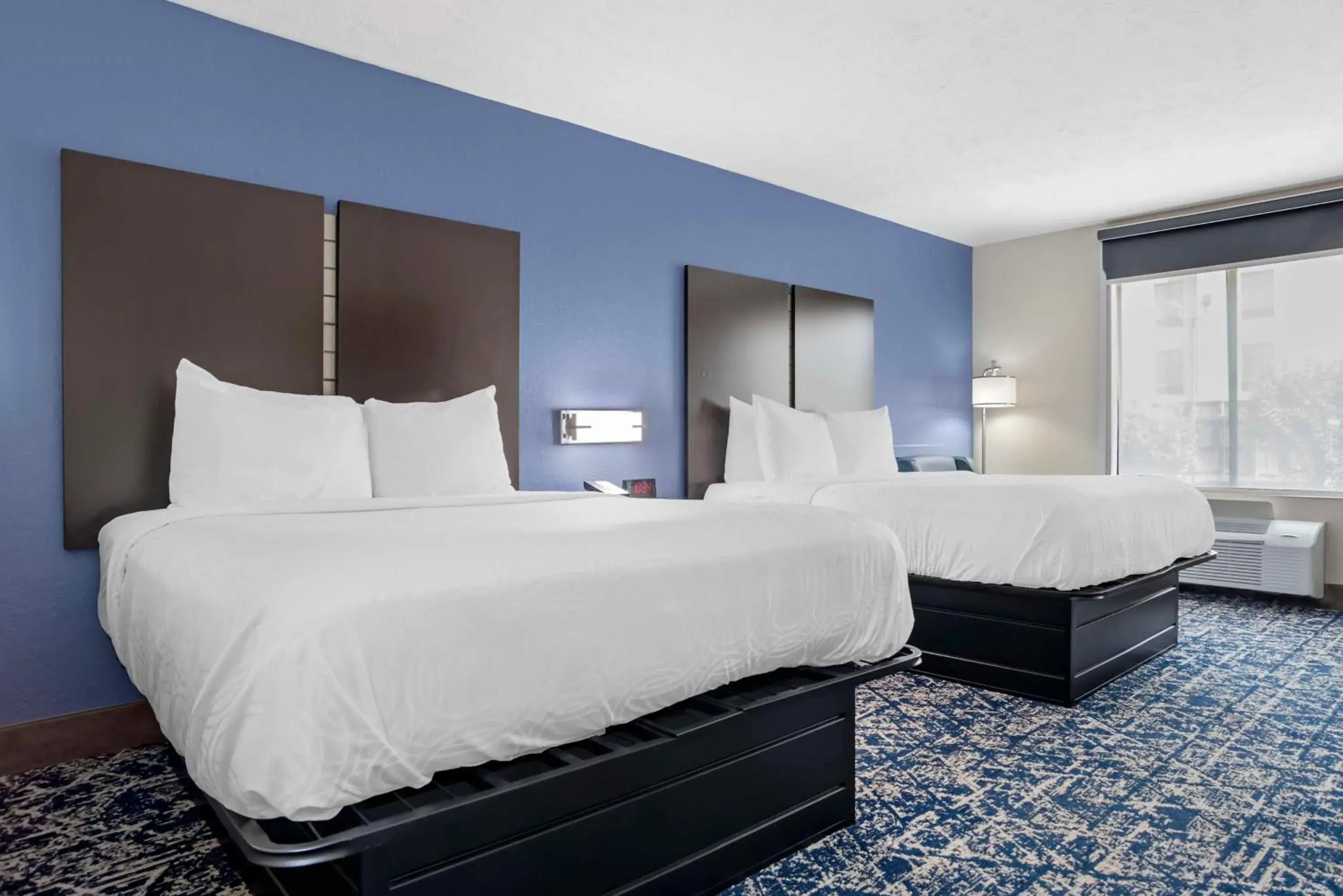 Bedroom, Bed in Best Western Canton Inn Bedroom, Bed in Best Western Canton Inn