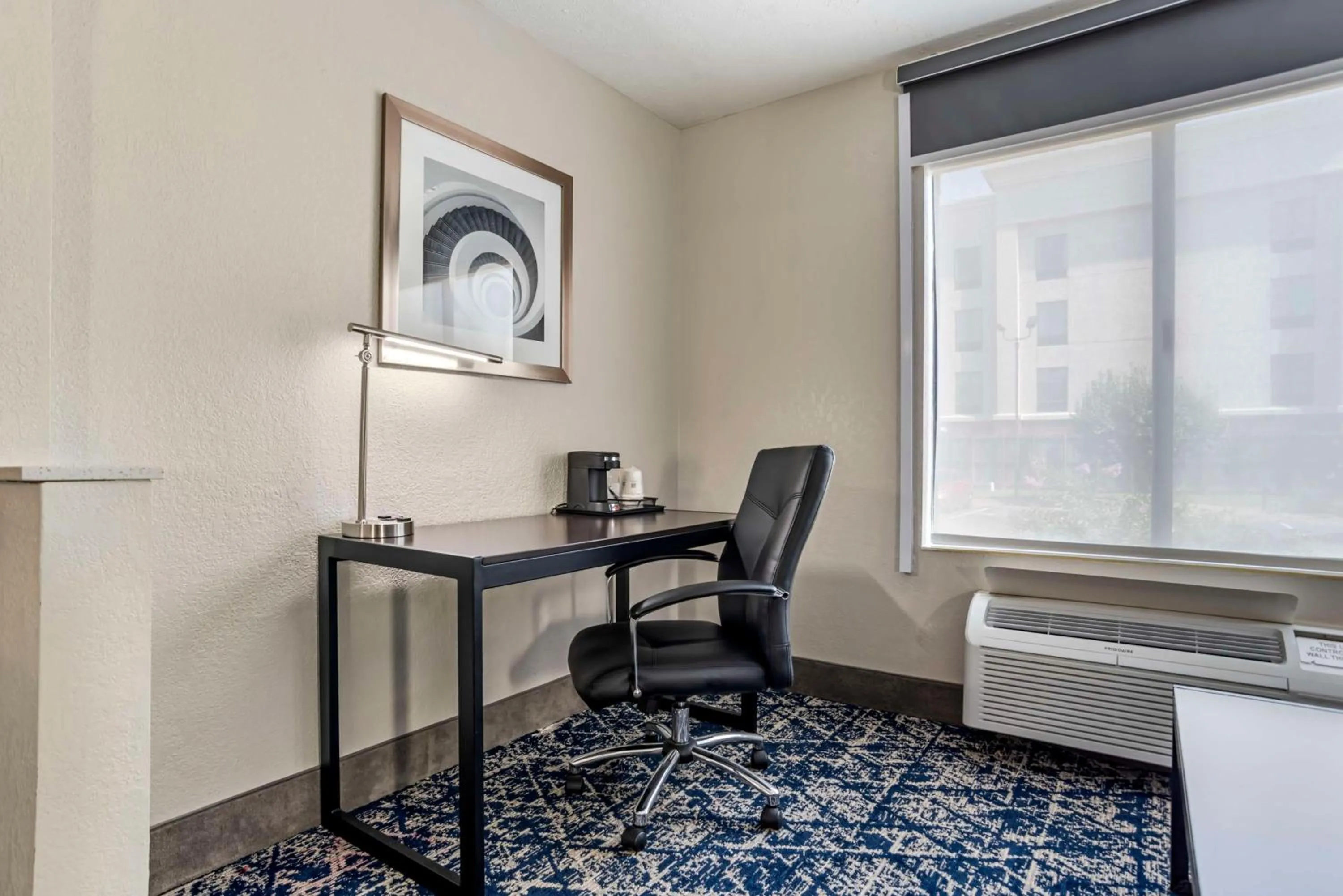 Bedroom in Best Western Canton Inn