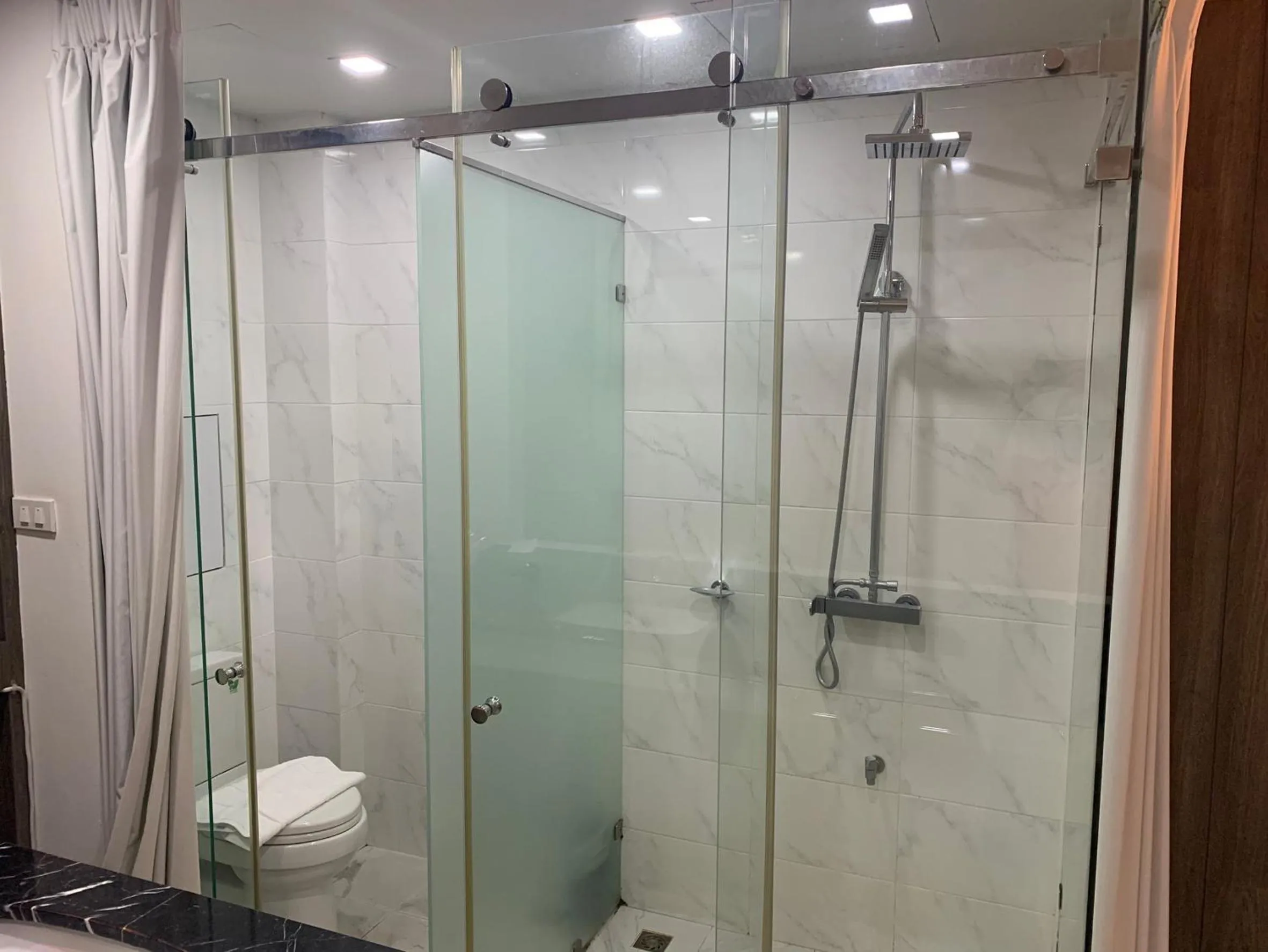 Bathroom in Phurinda Residence