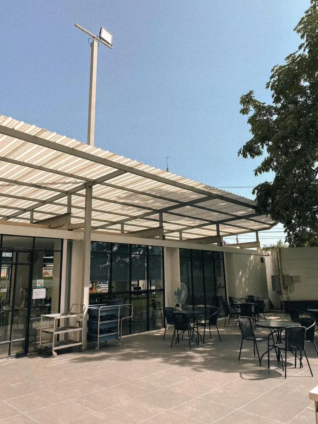 Restaurant/places to eat in Phurinda Residence Restaurant/places to eat in Phurinda Residence