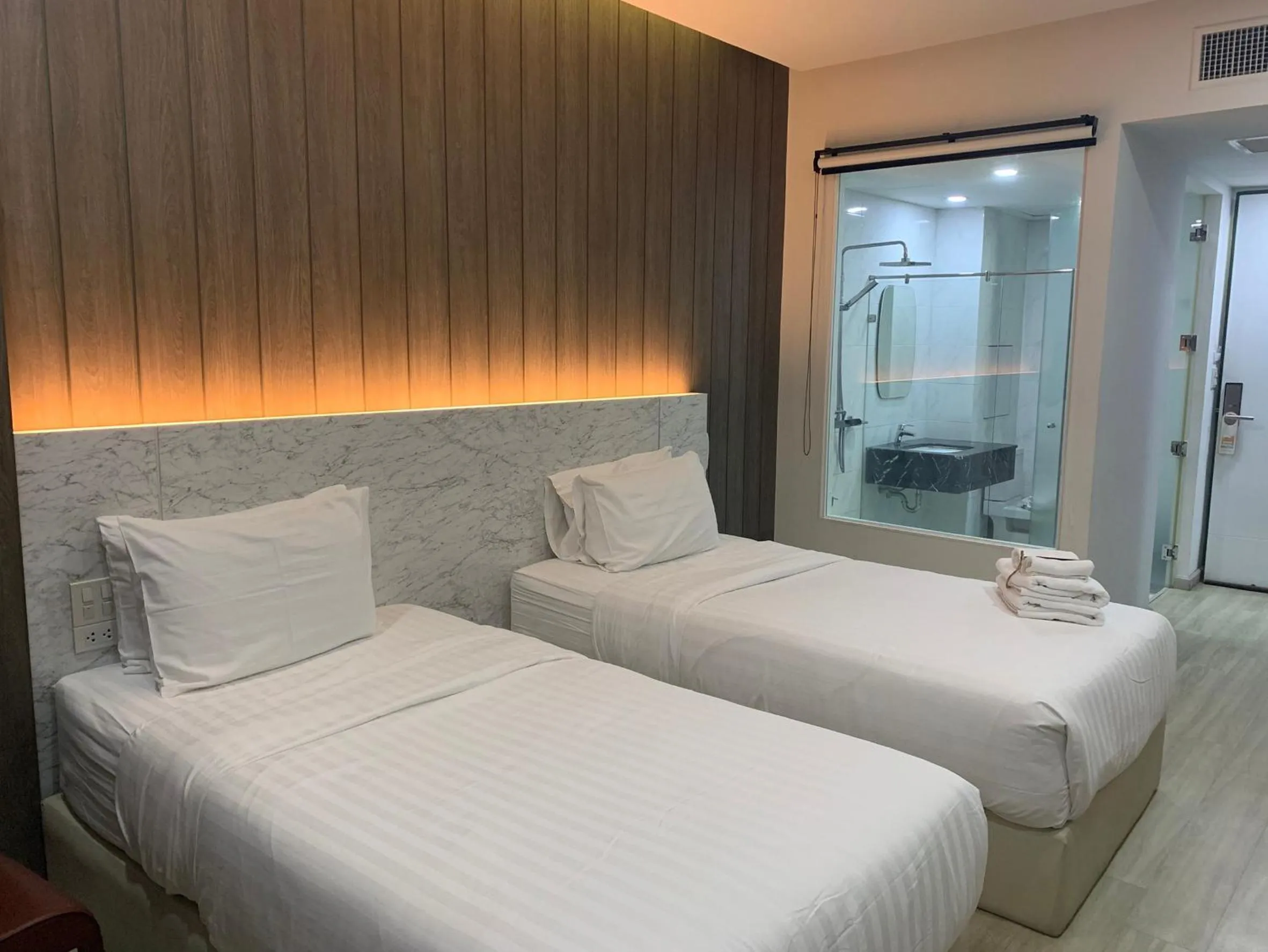 Photo of the whole room, Bed in Phurinda Residence