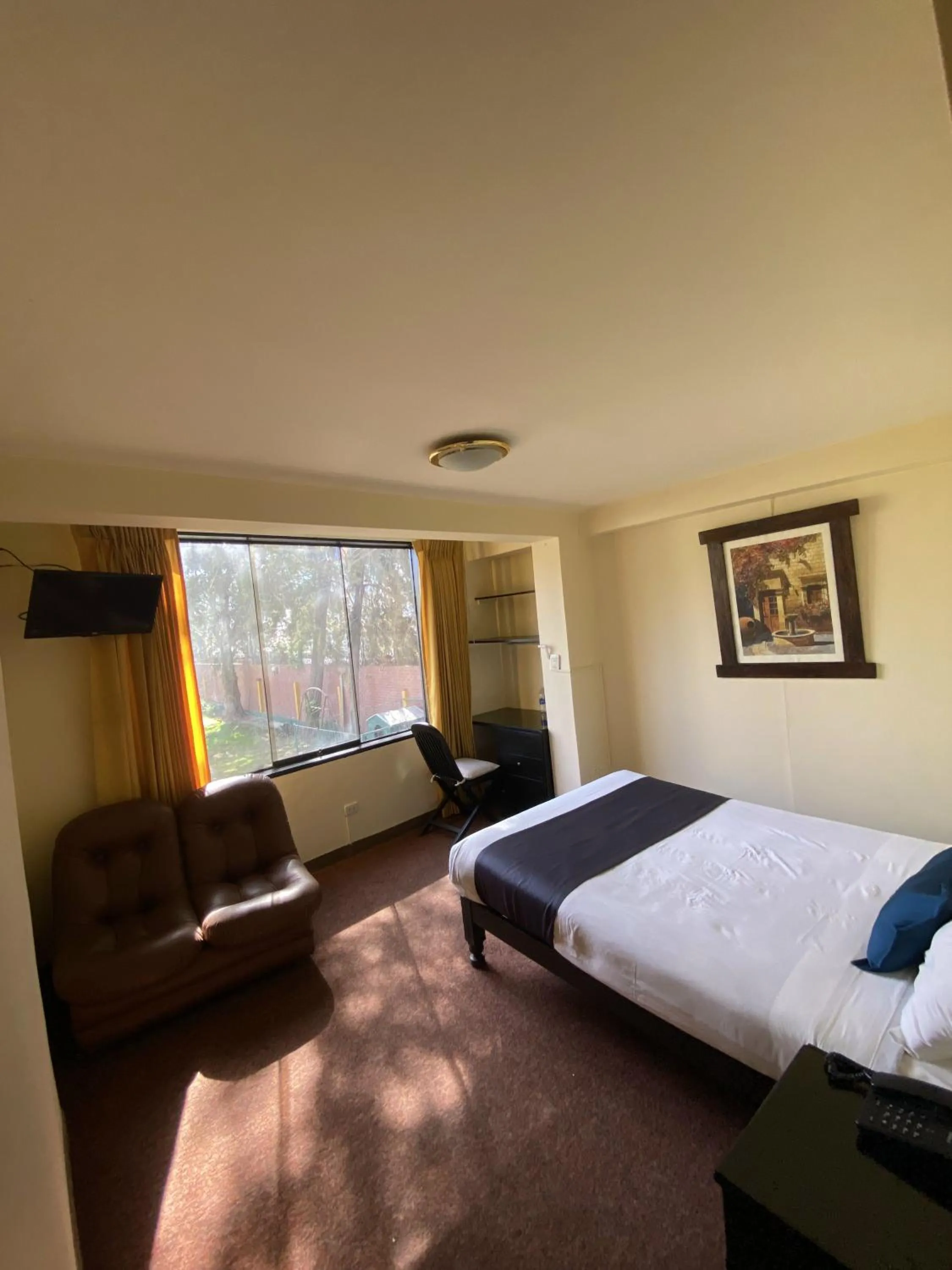 Photo of the whole room, Bed in Hotel Andenes