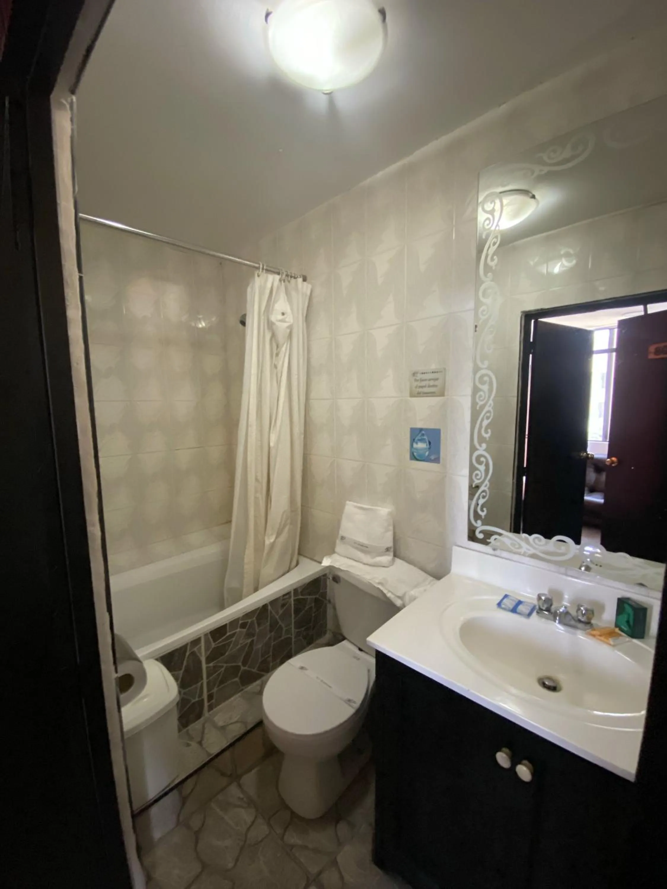 Bathroom in Hotel Andenes