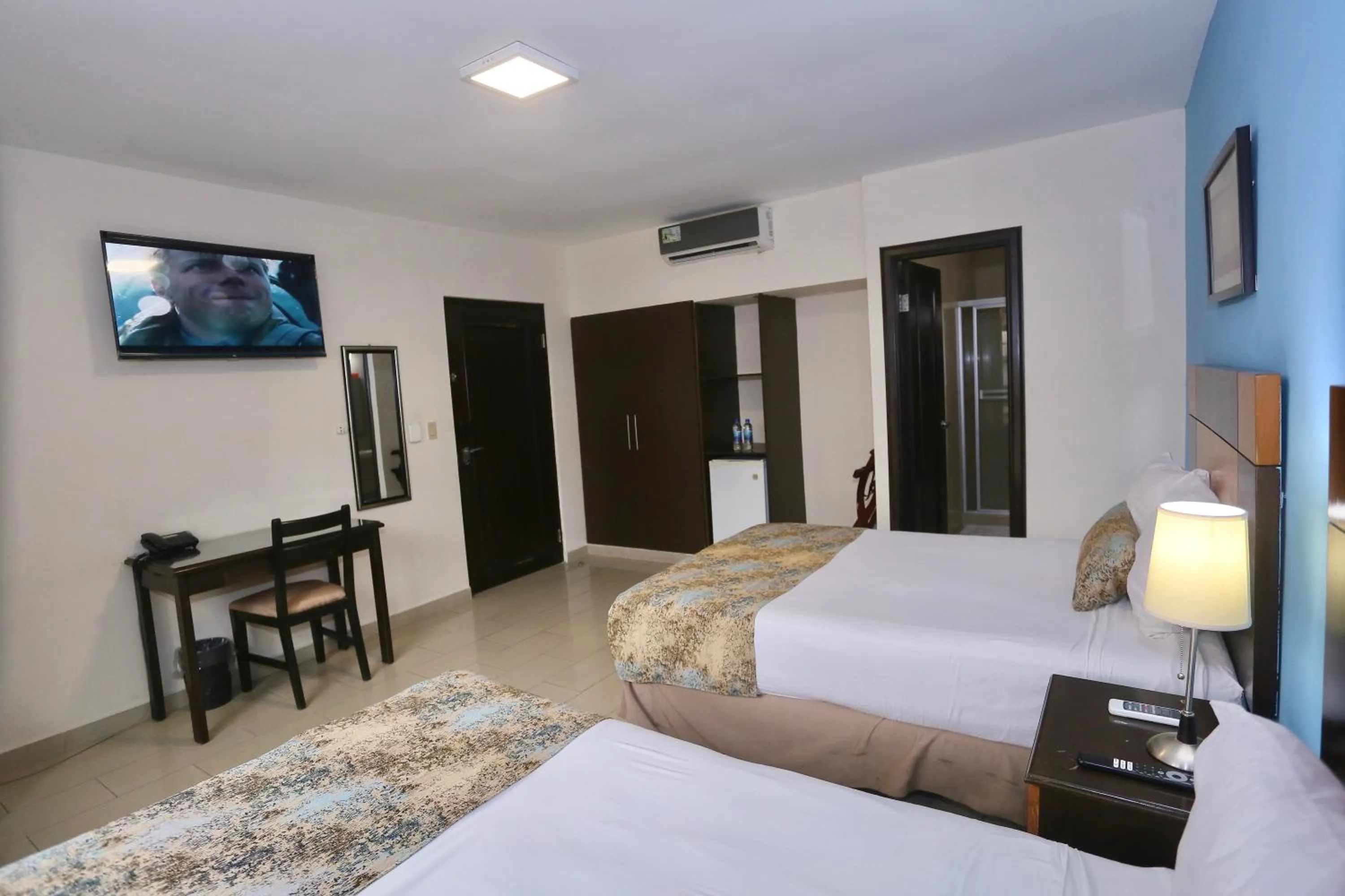 Bed in Metro Hotel Panama