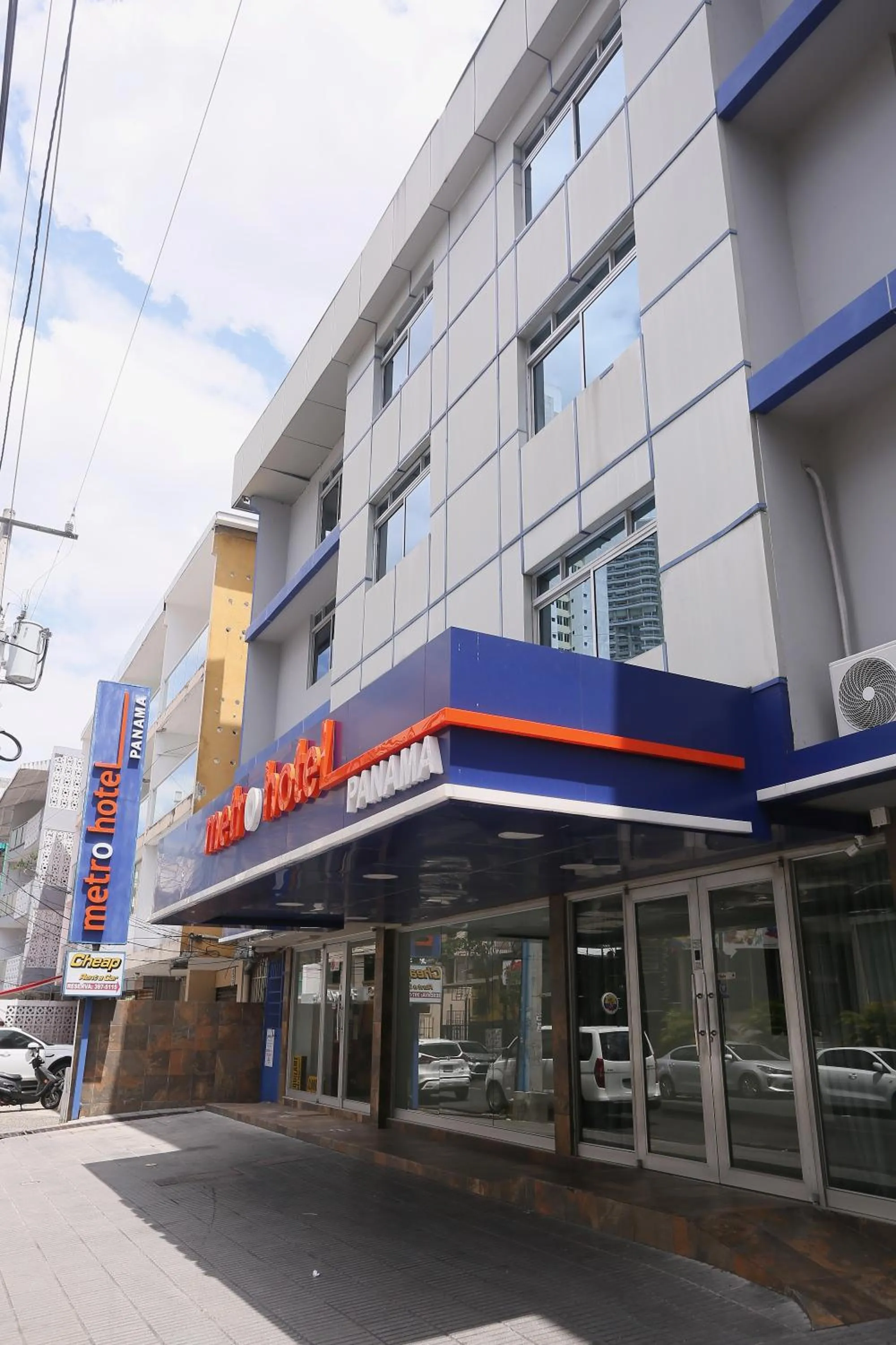 Metro Hotel Panama