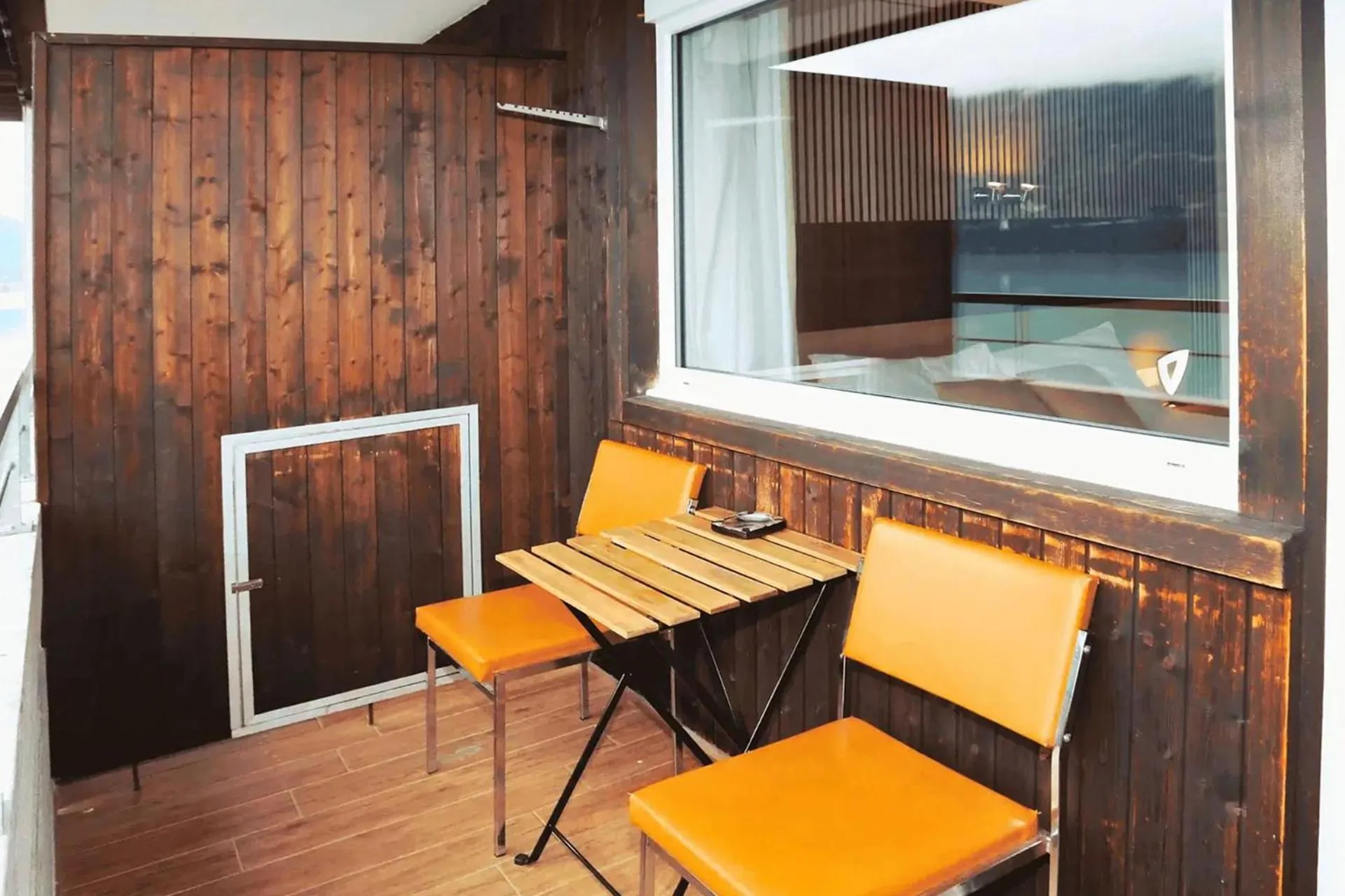 Balcony/Terrace in Hotel Lakeview bei Interlaken