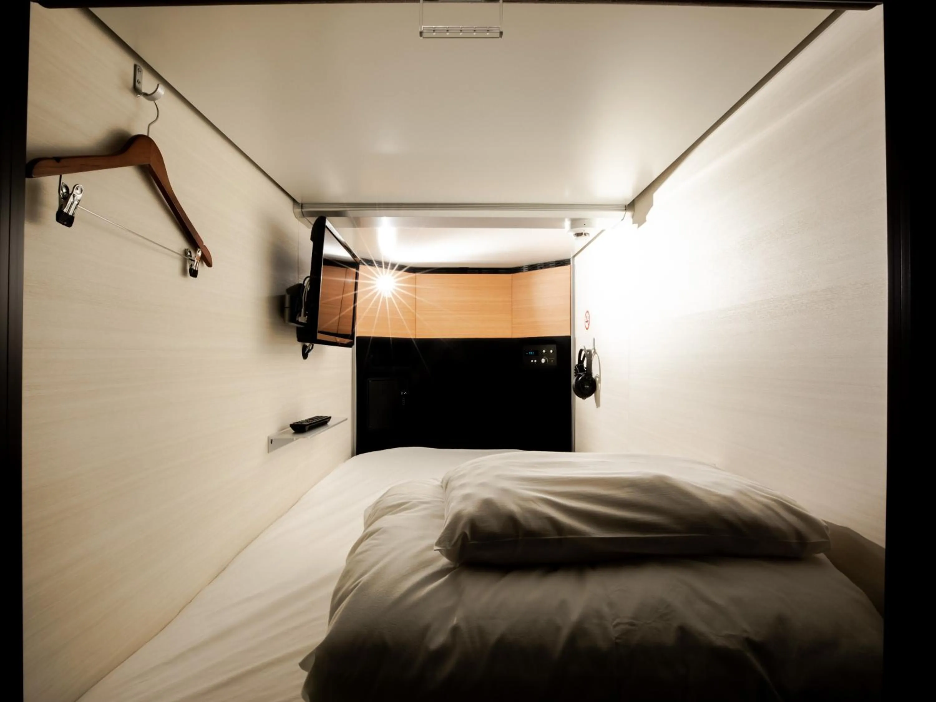 Bed in Glansit Kyoto Kawaramachi