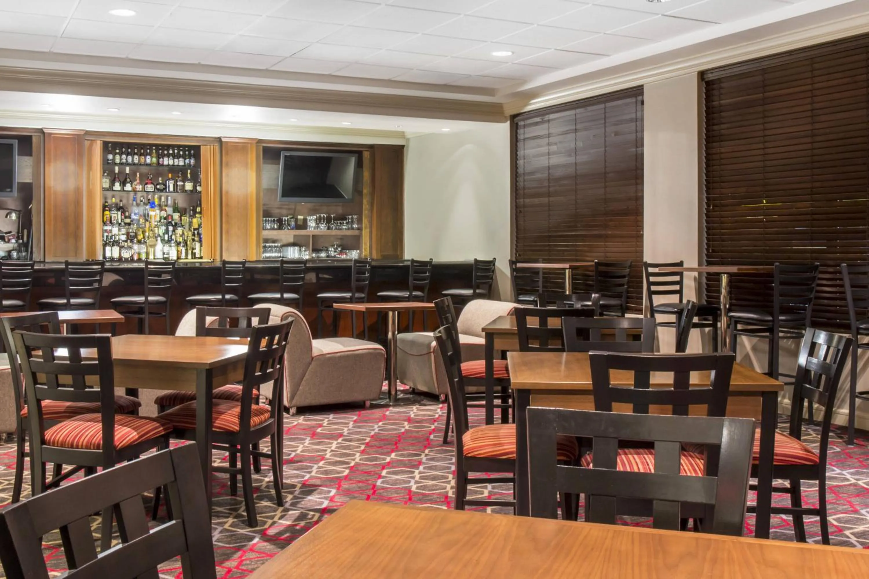 Restaurant/places to eat in Quality Inn Lexington -Horse Park