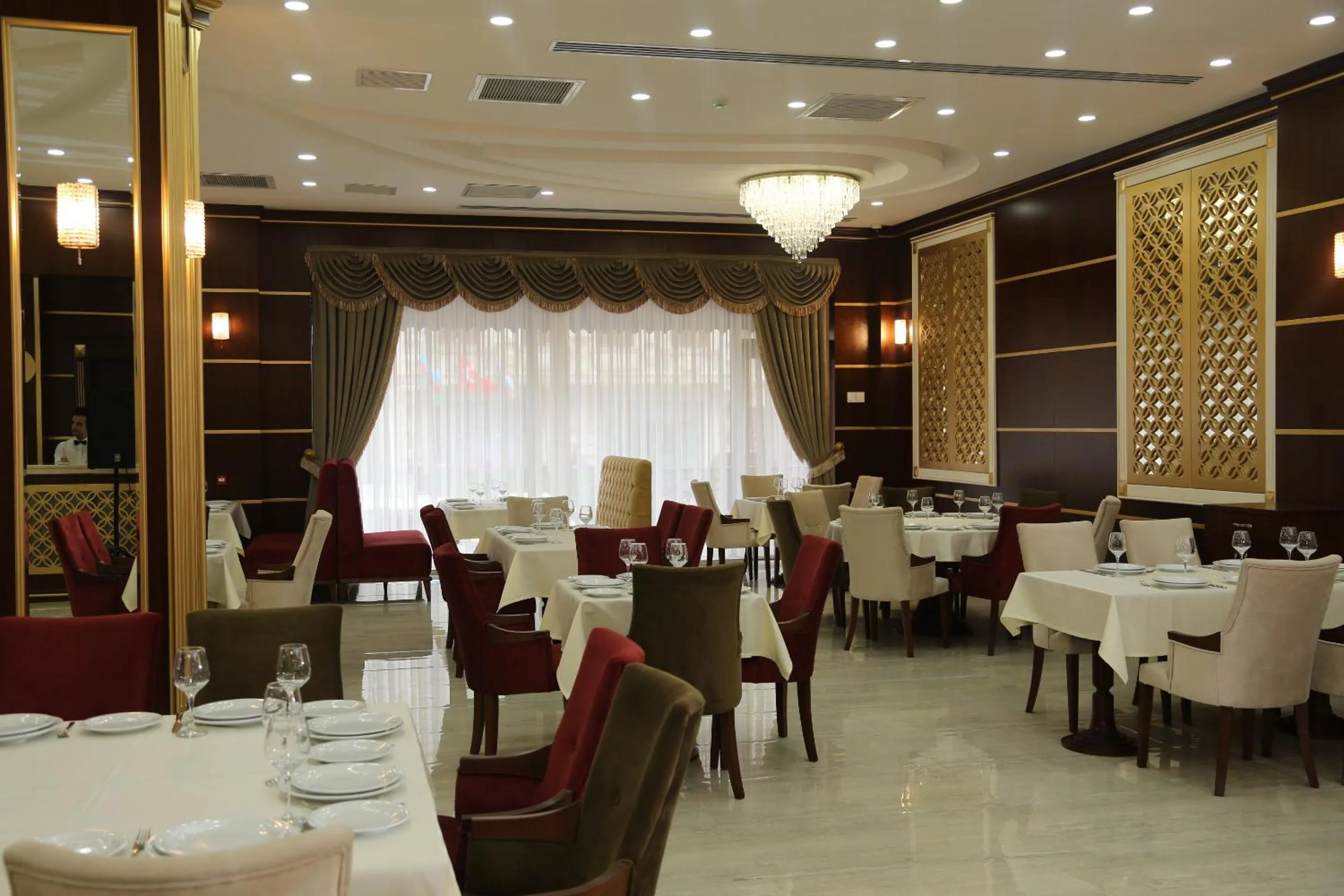Restaurant/places to eat in Atlas Hotel Baku