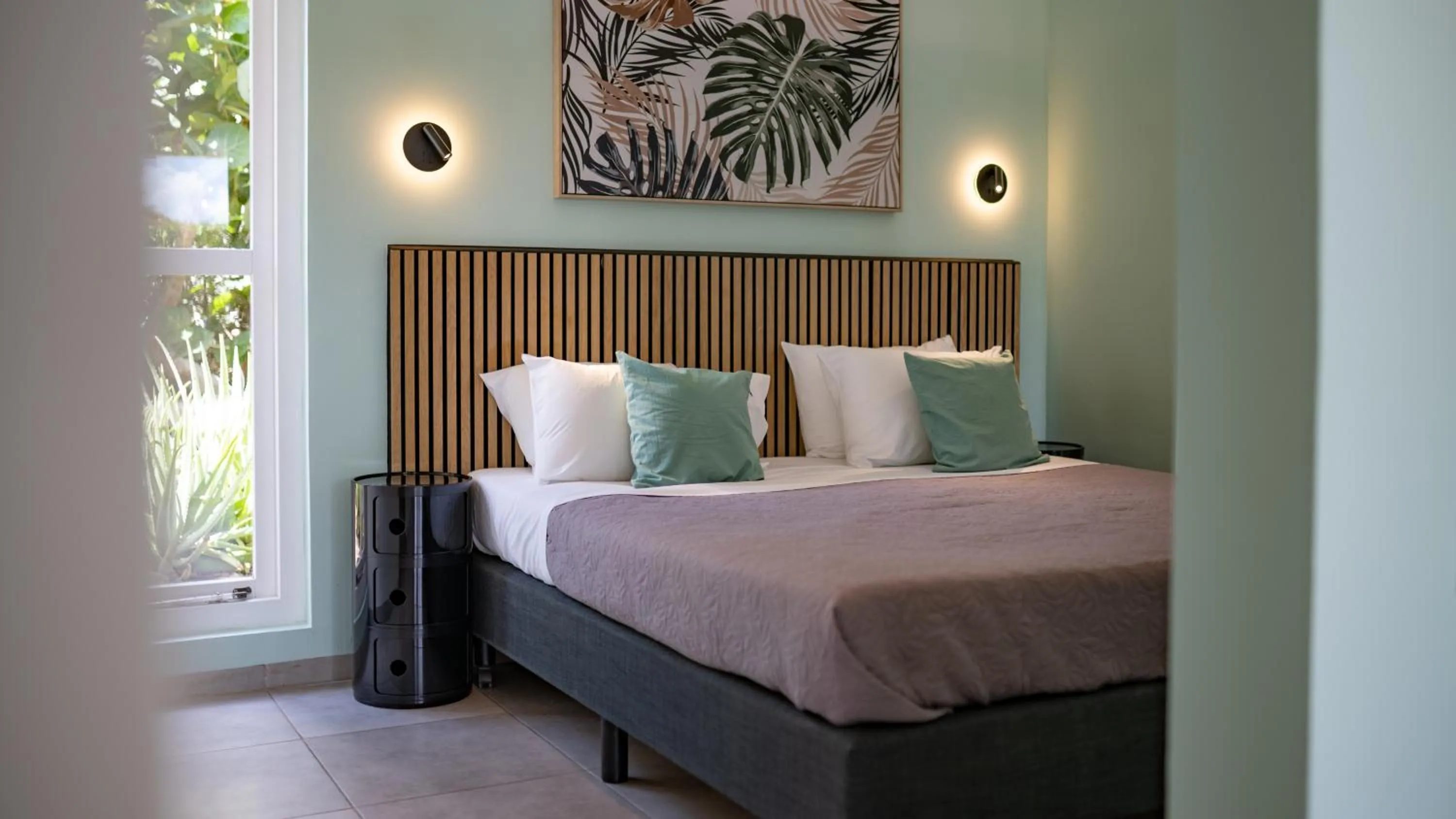 Bed in Blue Bay Lodges