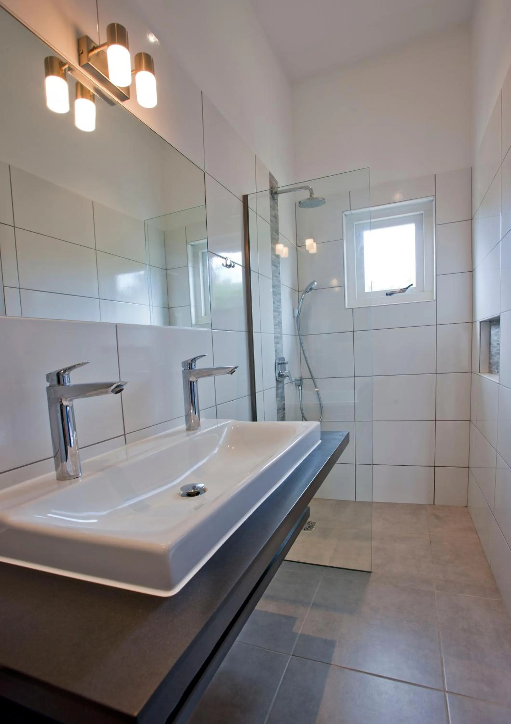 Shower in Blue Bay Lodges