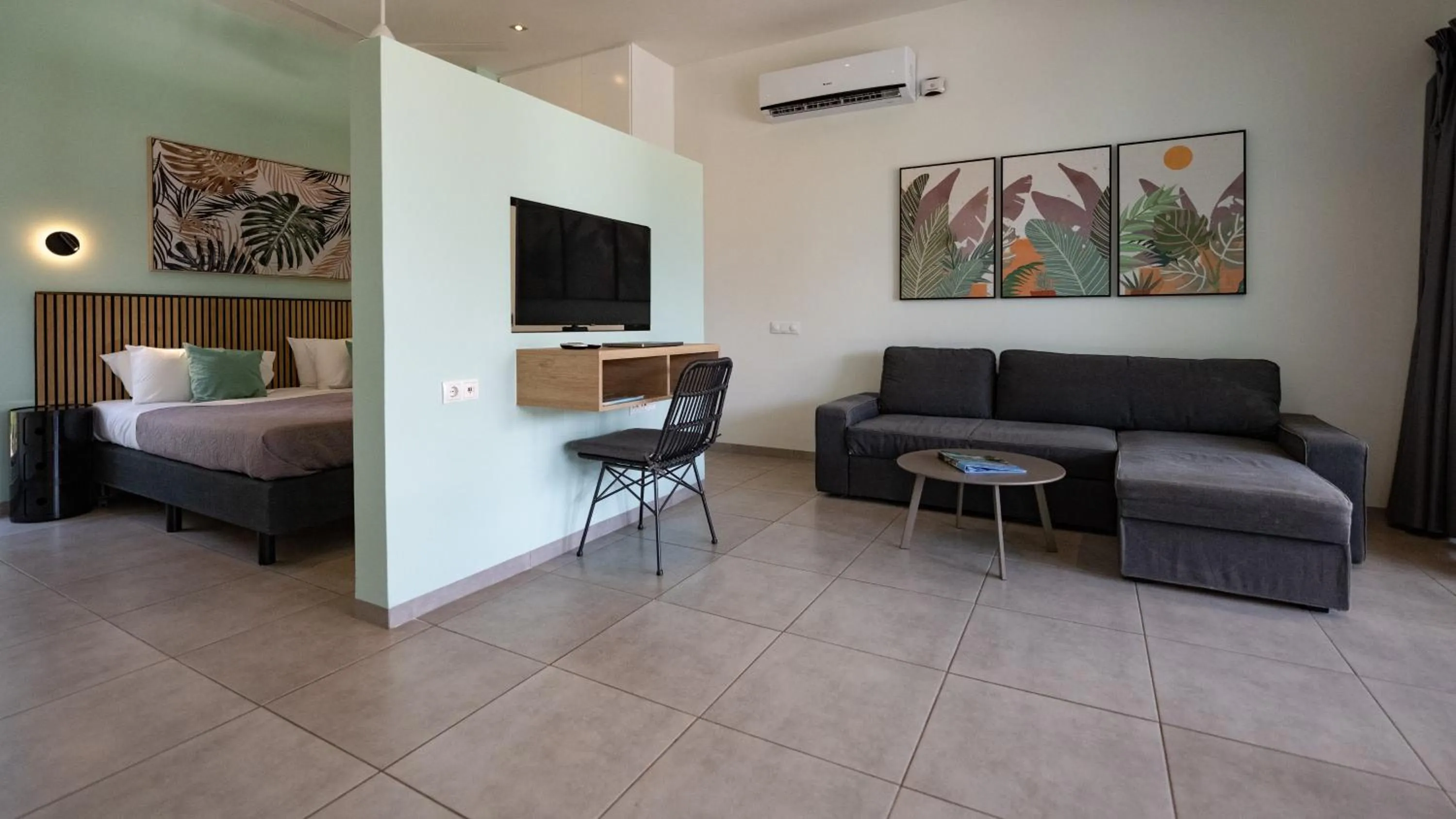 Photo of the whole room, Bed in Blue Bay Lodges