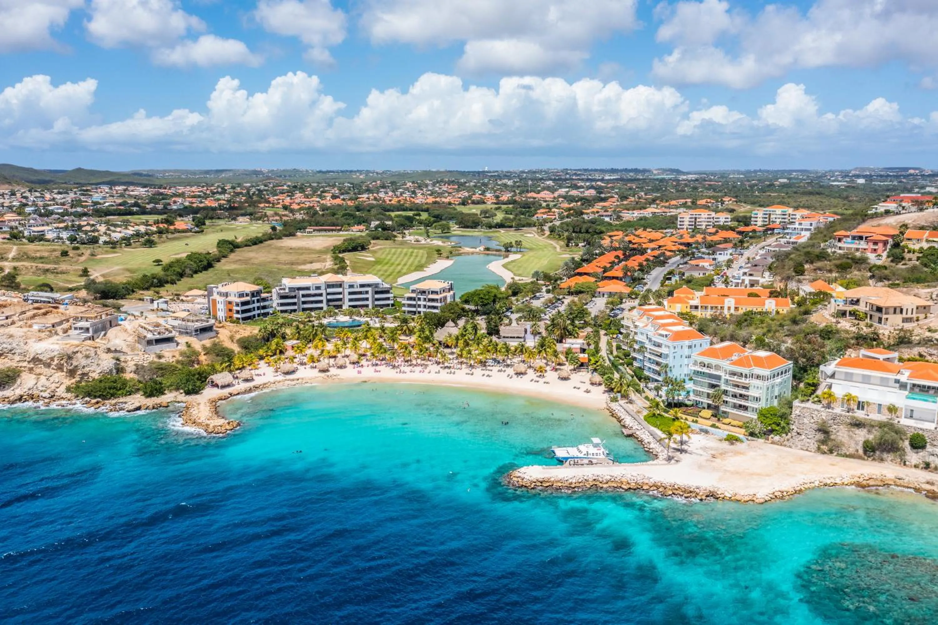 Beach in Blue Bay Lodges
