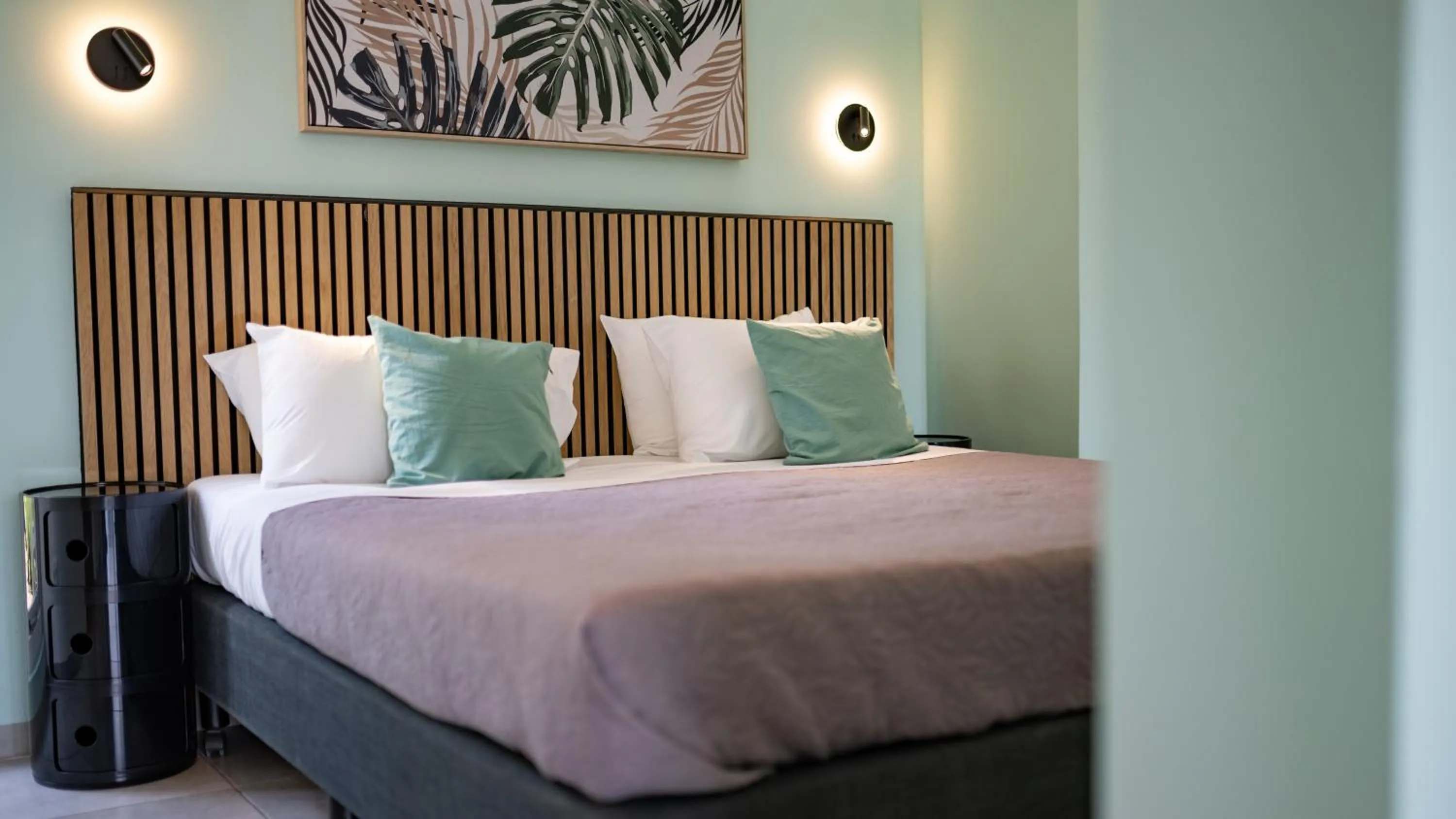 Bed in Blue Bay Lodges