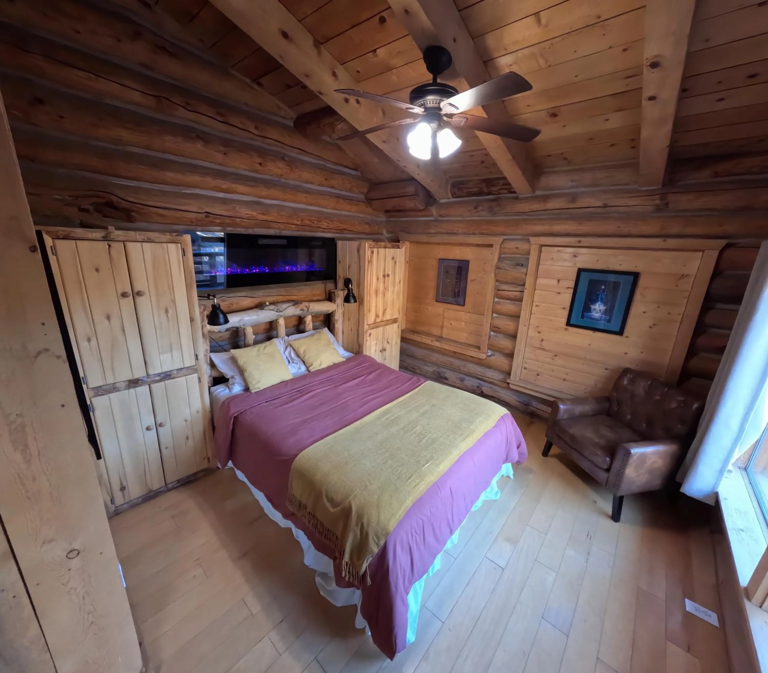 Bed in Boulder Mountain Guest Ranch