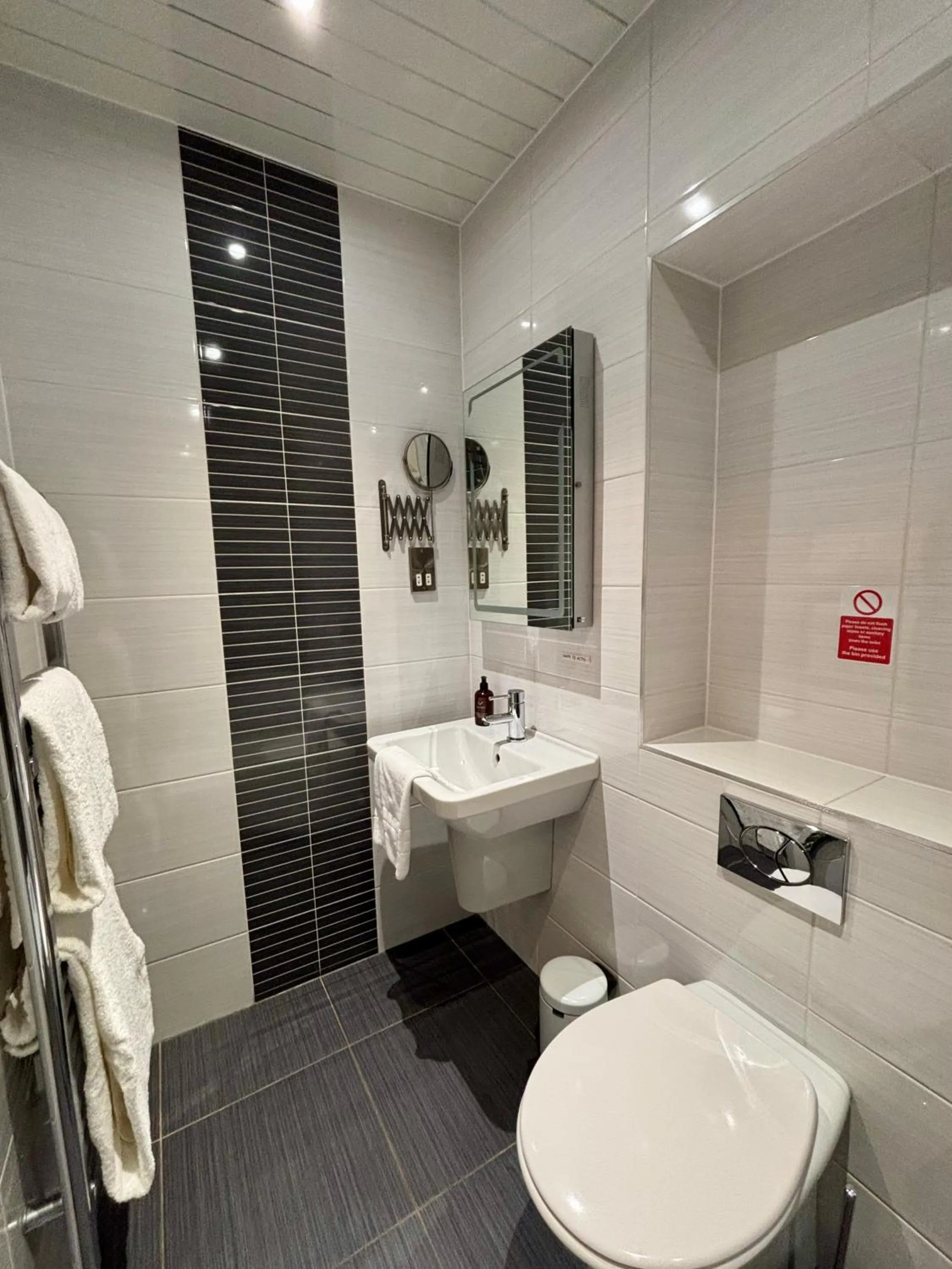 The Claymore Guest House