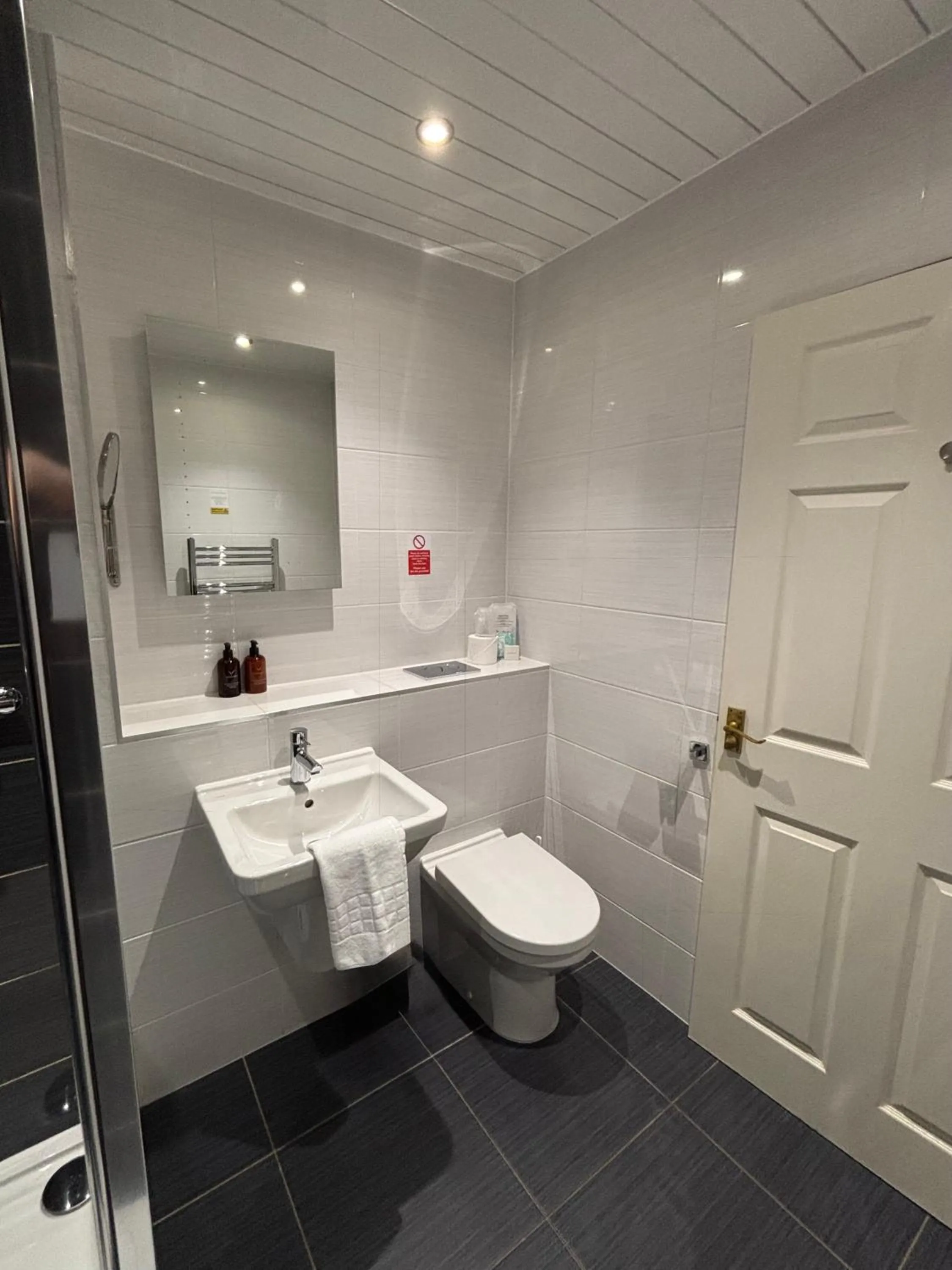 The Claymore Guest House