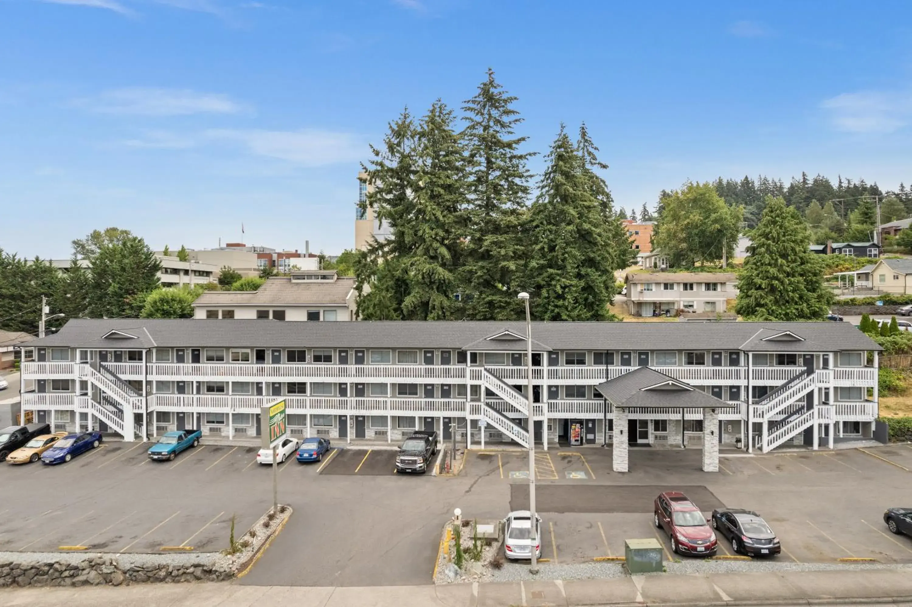 Property building in Basecamp Puyallup a Travelodge by Wyndham Property building in Basecamp Puyallup a Travelodge by Wyndham